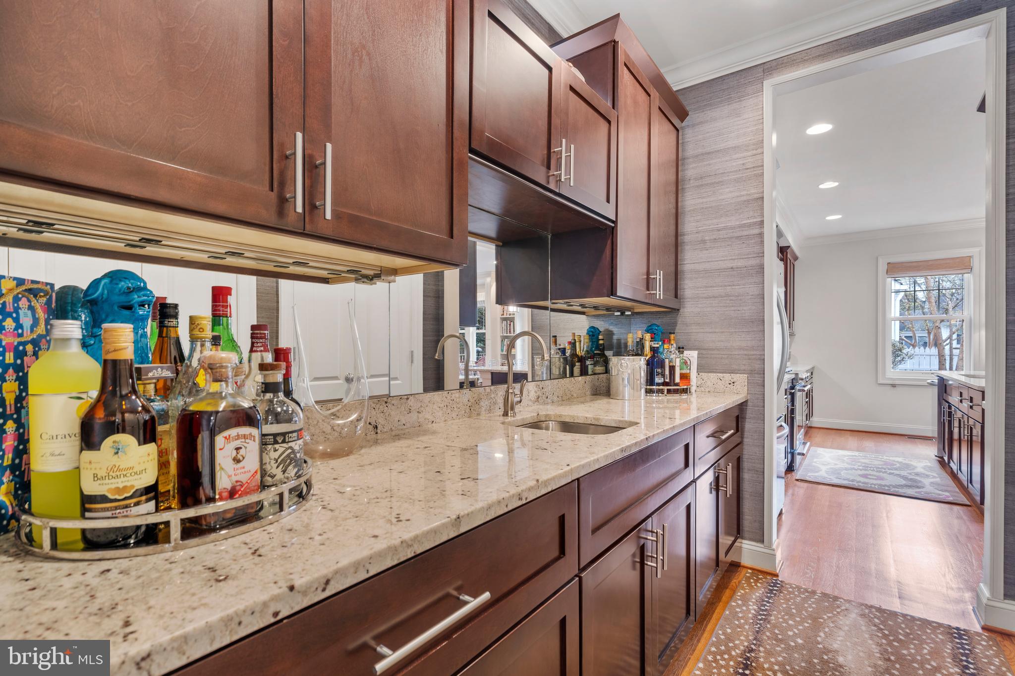 ADDISON HEIGHTS - Residential