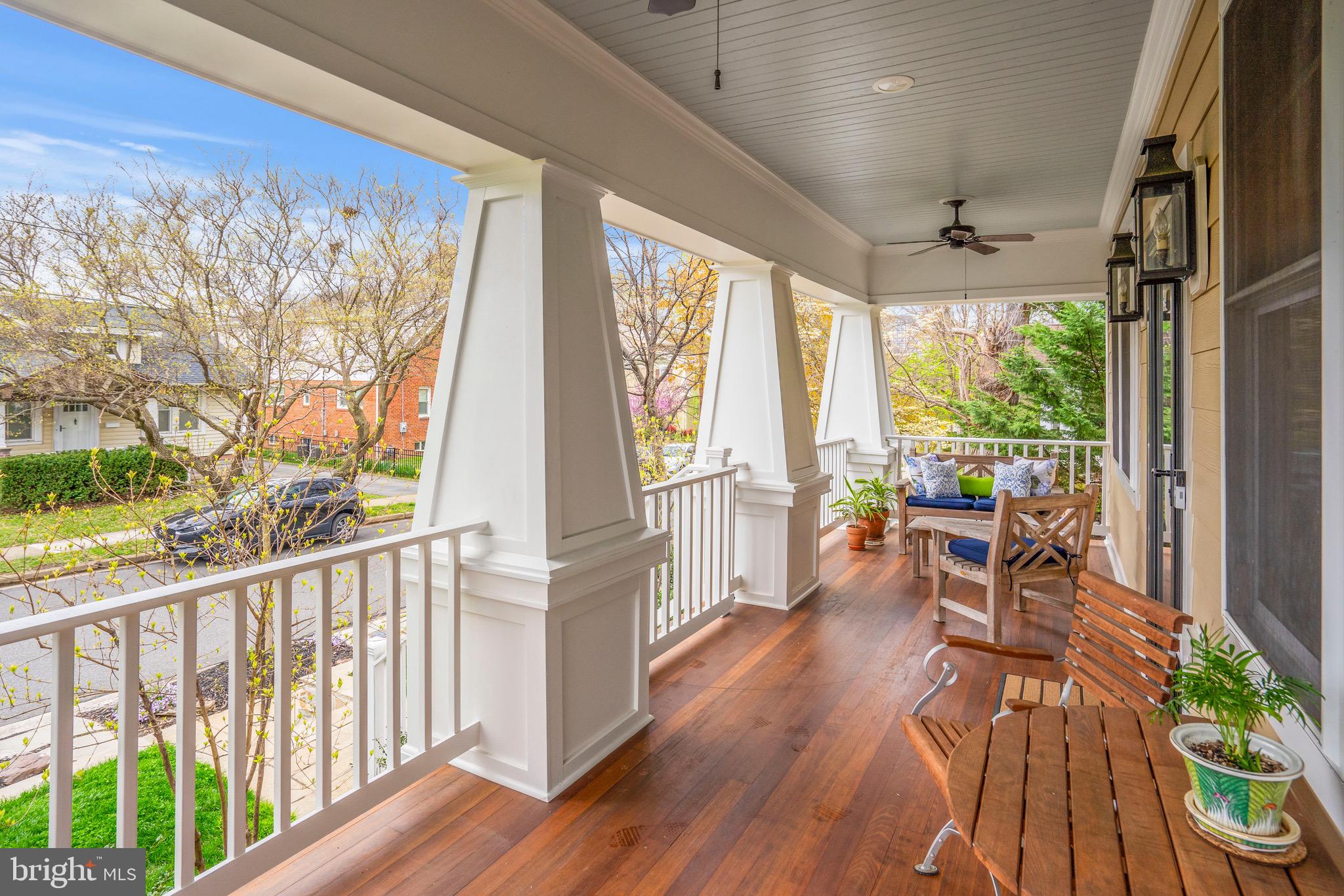 ADDISON HEIGHTS - Residential