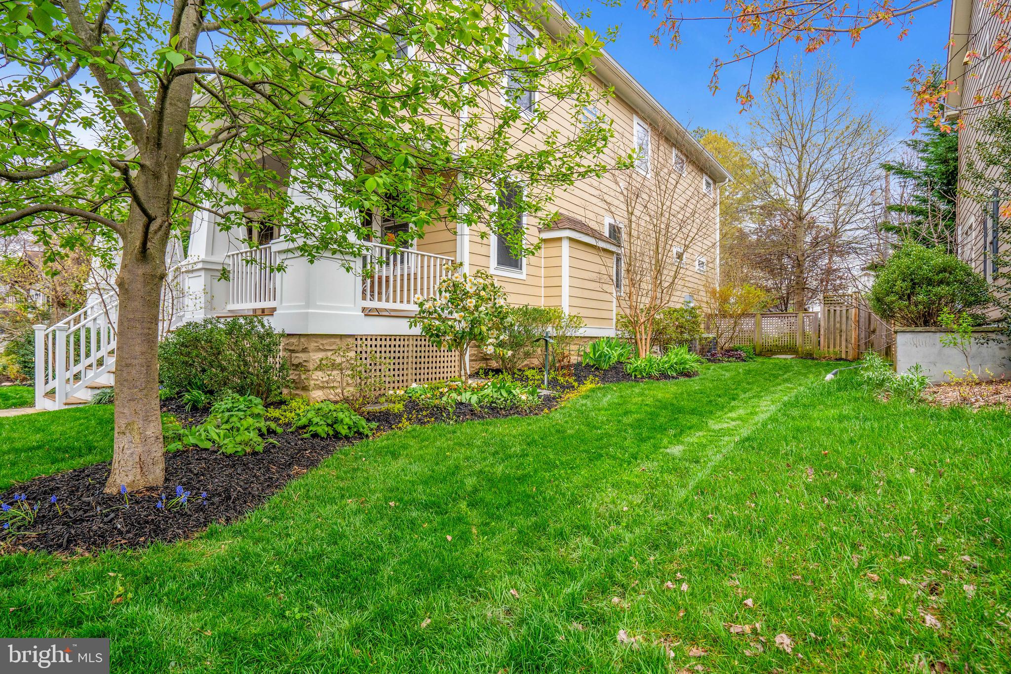 ADDISON HEIGHTS - Residential