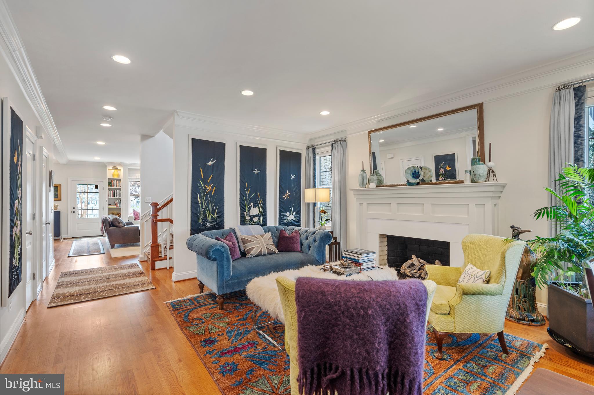 ADDISON HEIGHTS - Residential