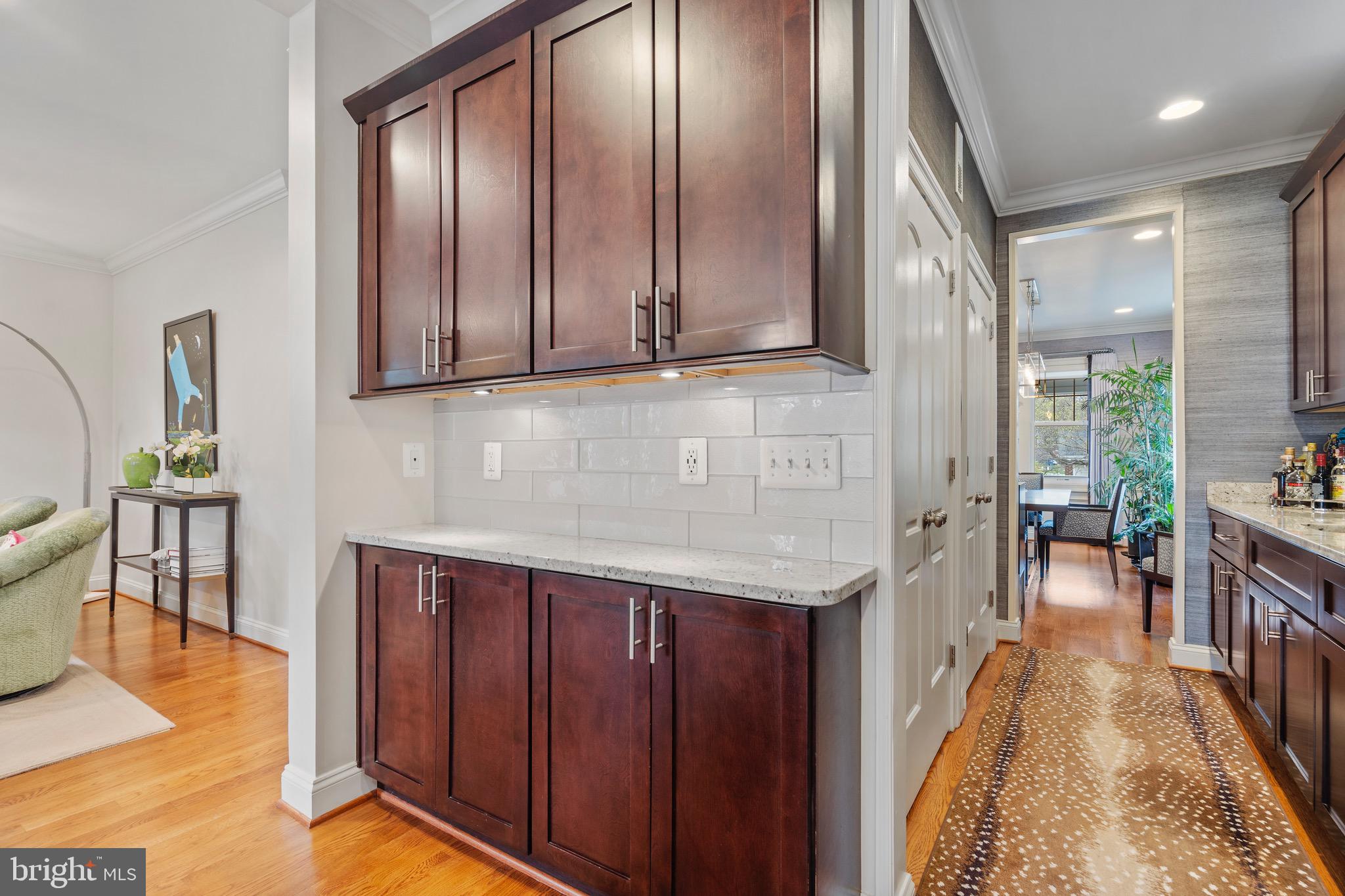 ADDISON HEIGHTS - Residential