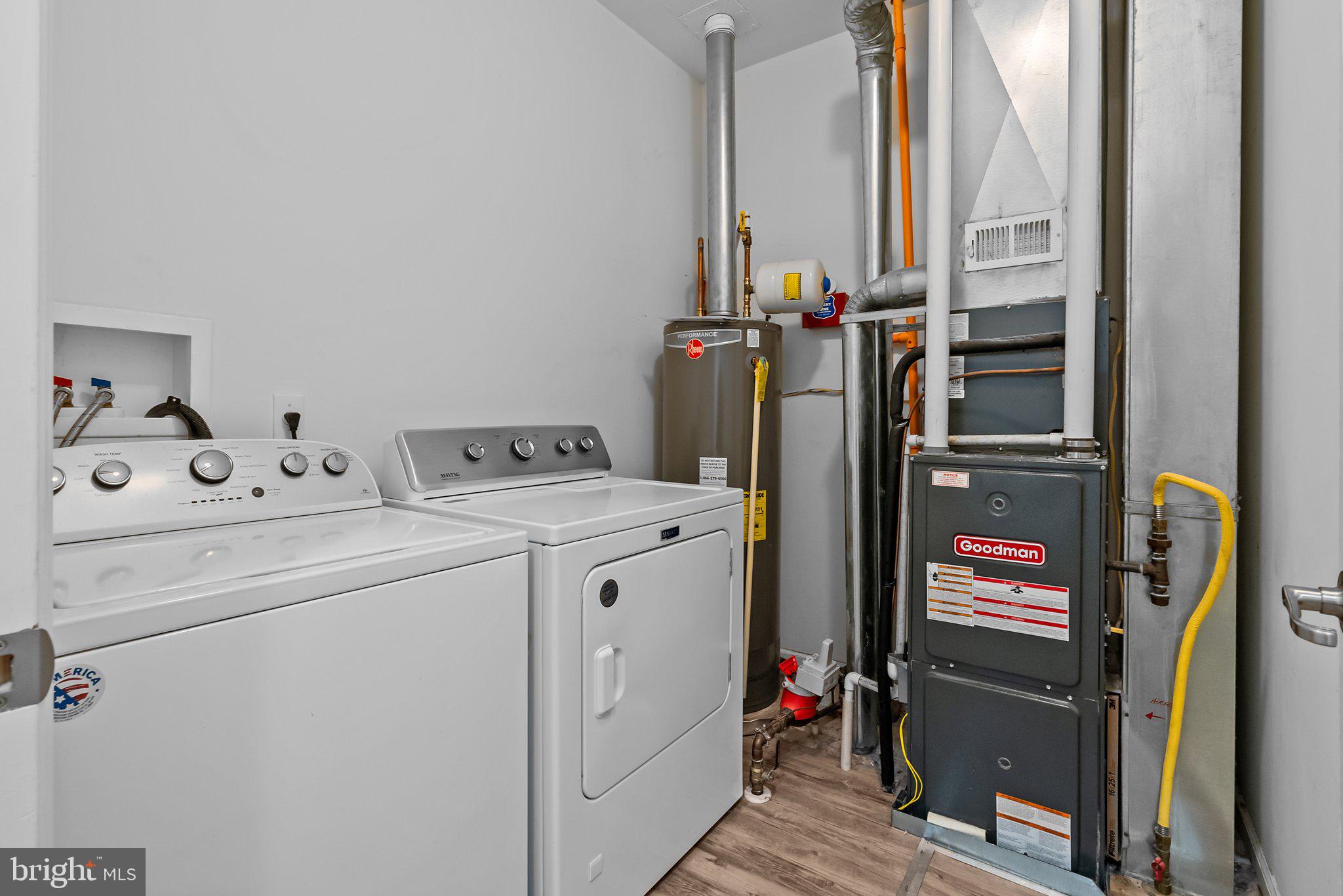 ARBOURS AT EAGLE POINT - Residential