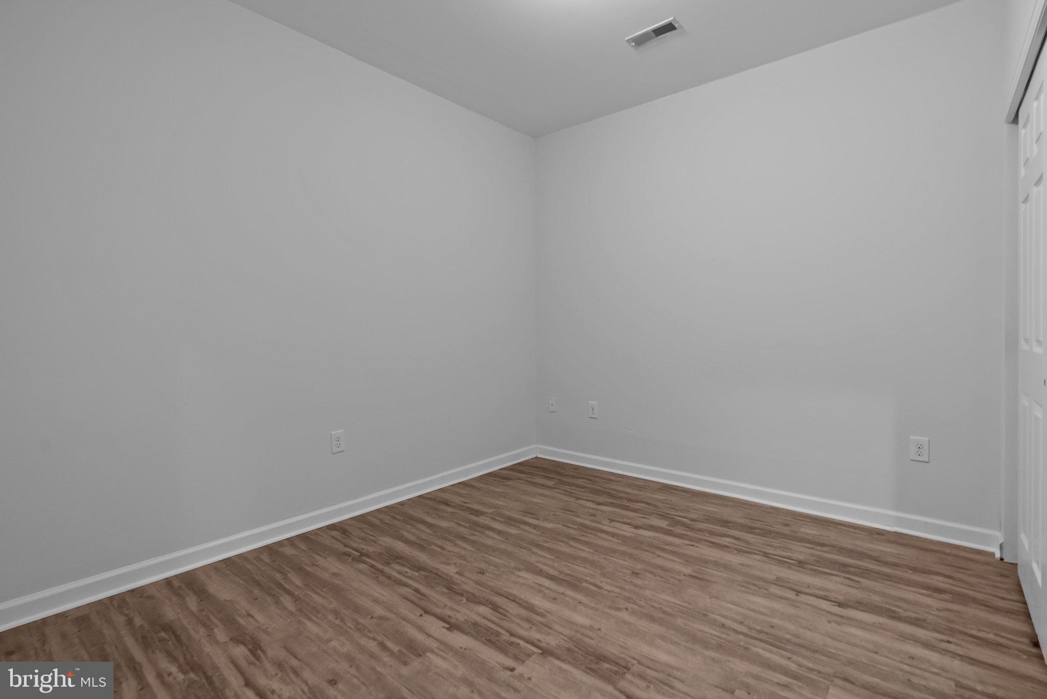 ARBOURS AT EAGLE POINT - Residential