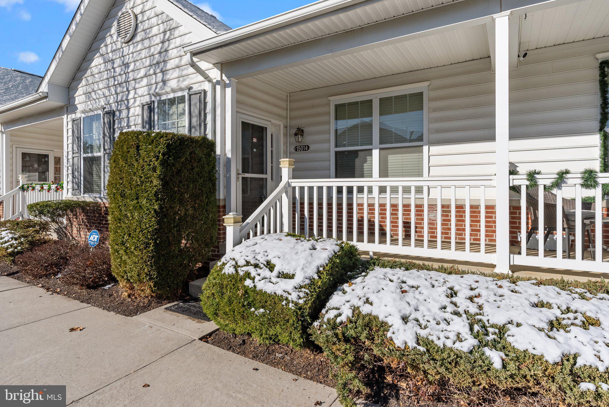 ARBOURS AT EAGLE POINT - Residential