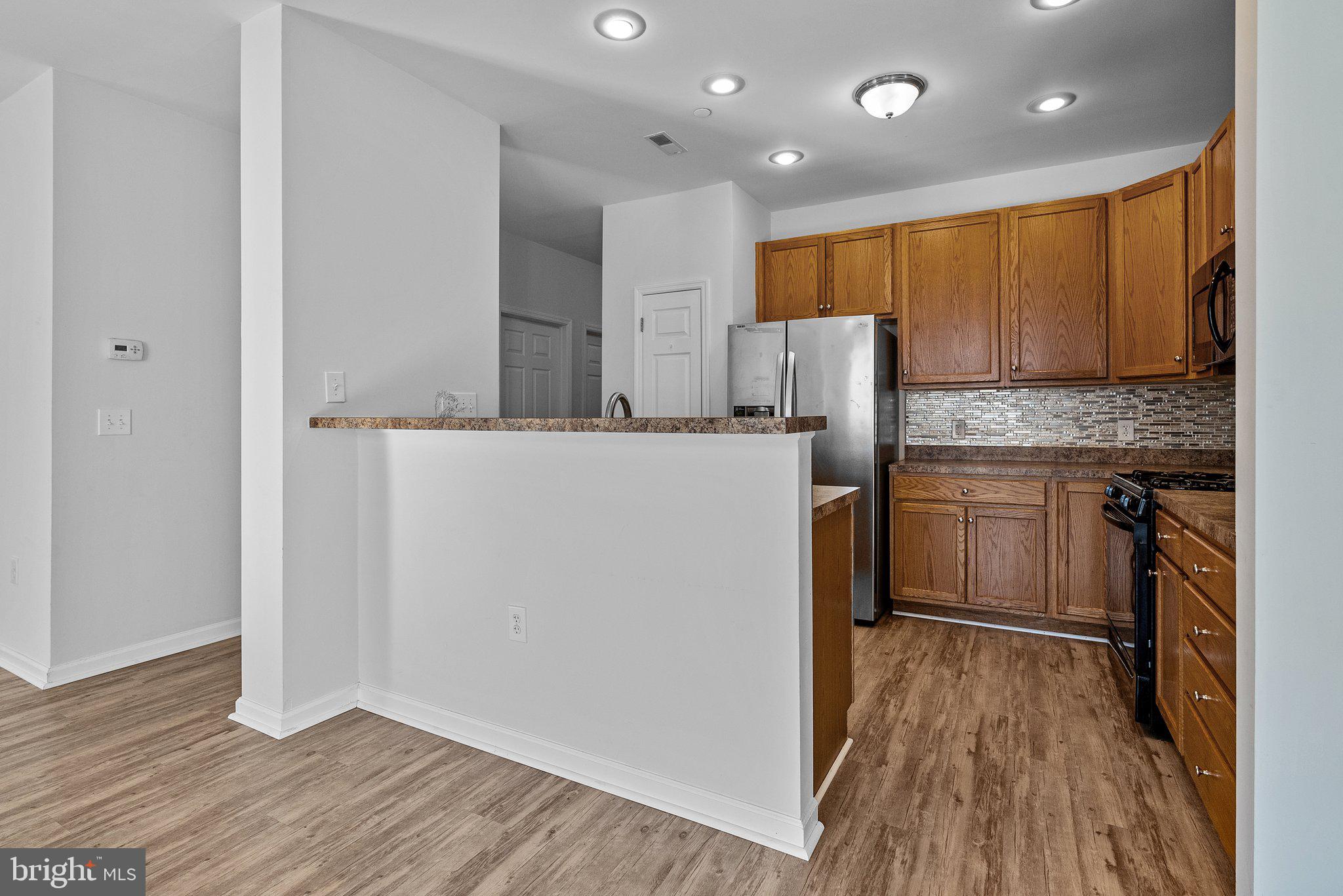 ARBOURS AT EAGLE POINT - Residential