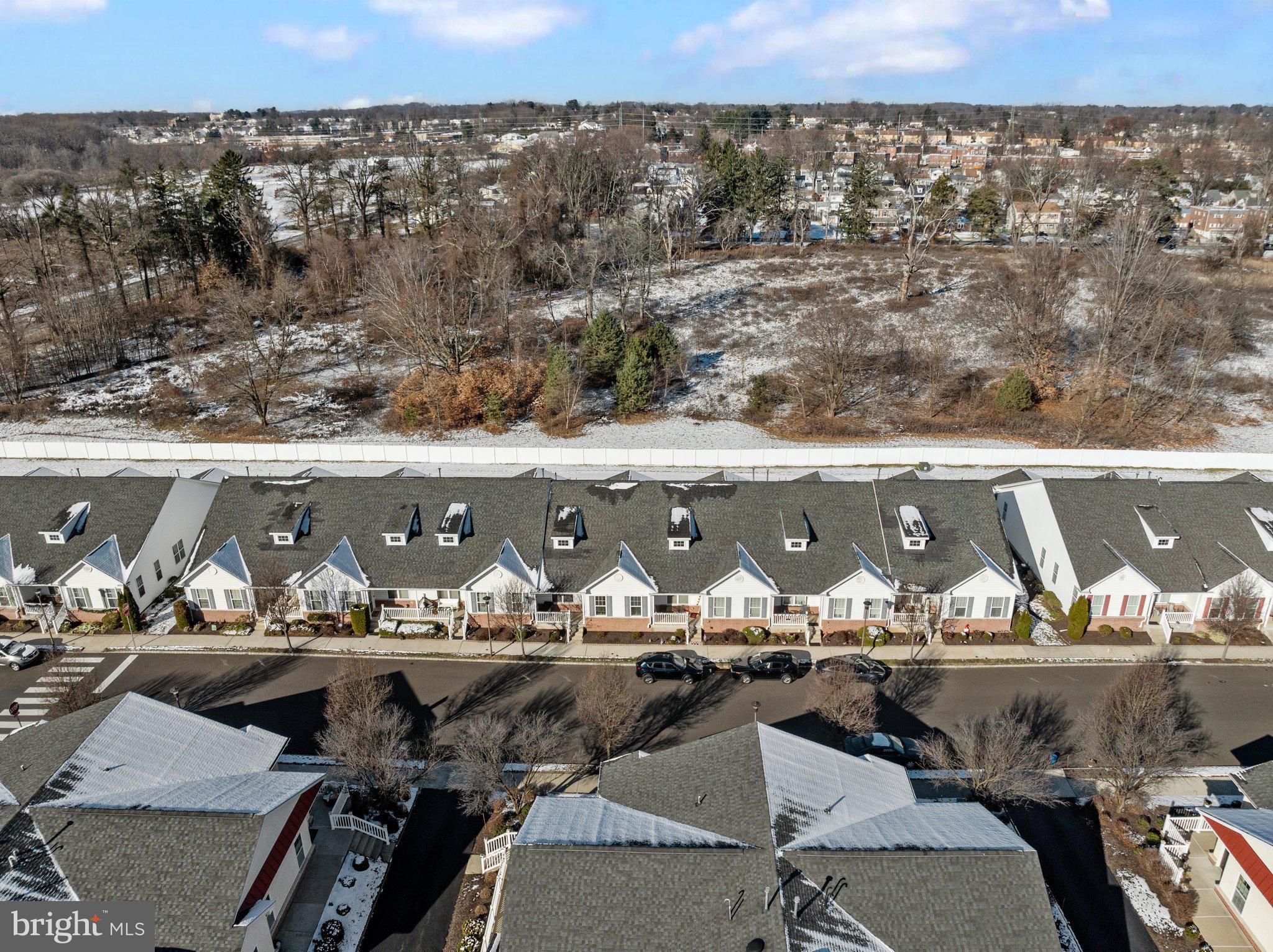 ARBOURS AT EAGLE POINT - Residential