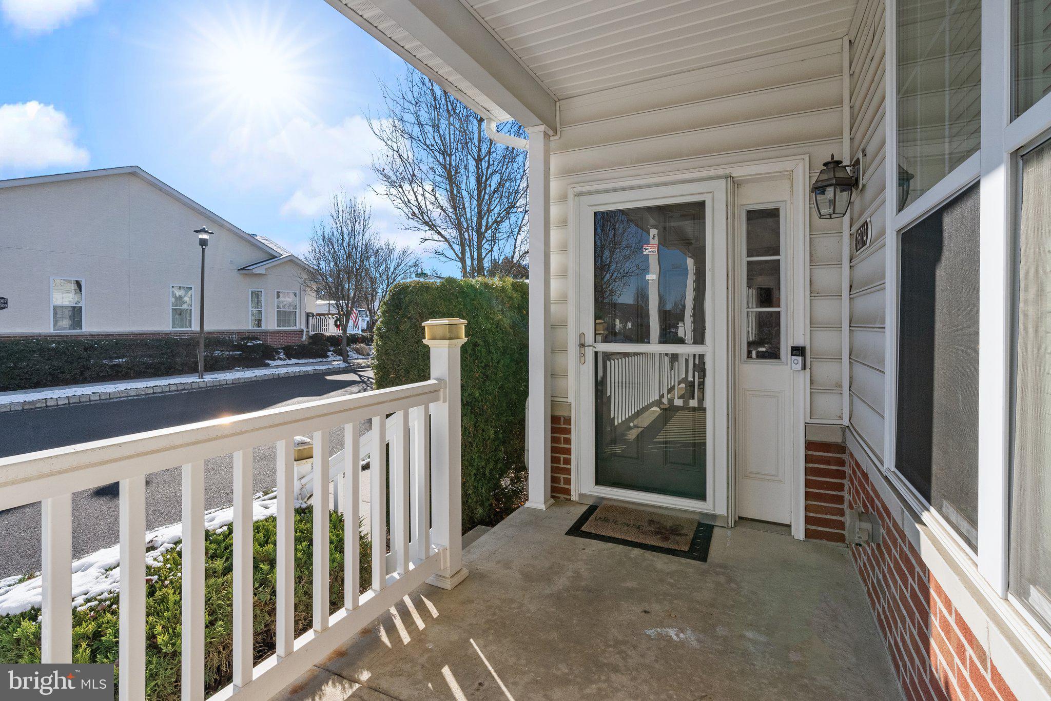 ARBOURS AT EAGLE POINT - Residential