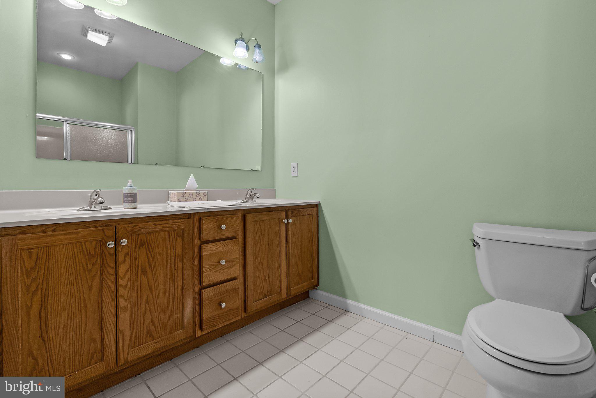 ARBOURS AT EAGLE POINT - Residential