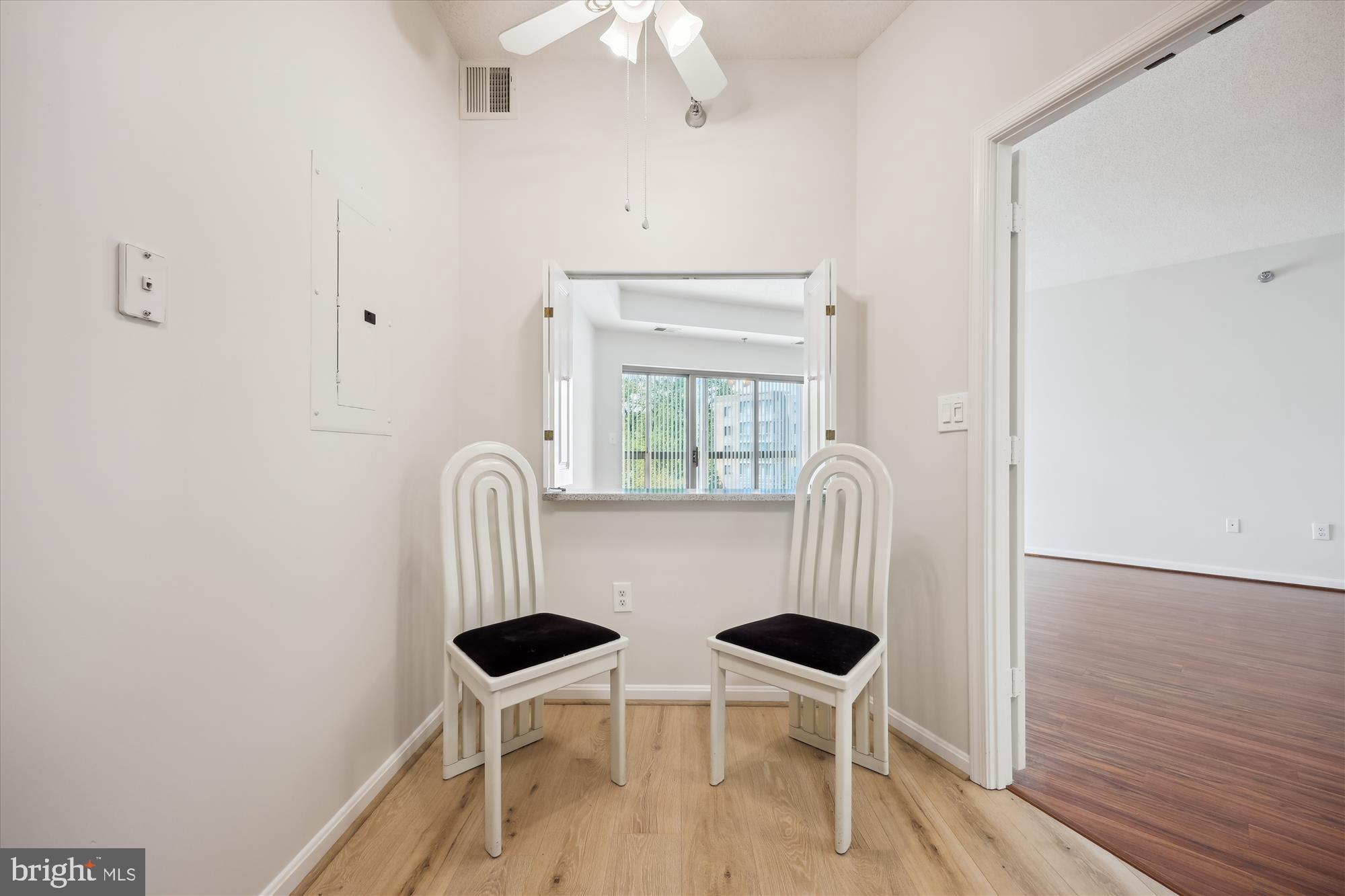 TURNBERRY COURTS AT LEIS - Residential