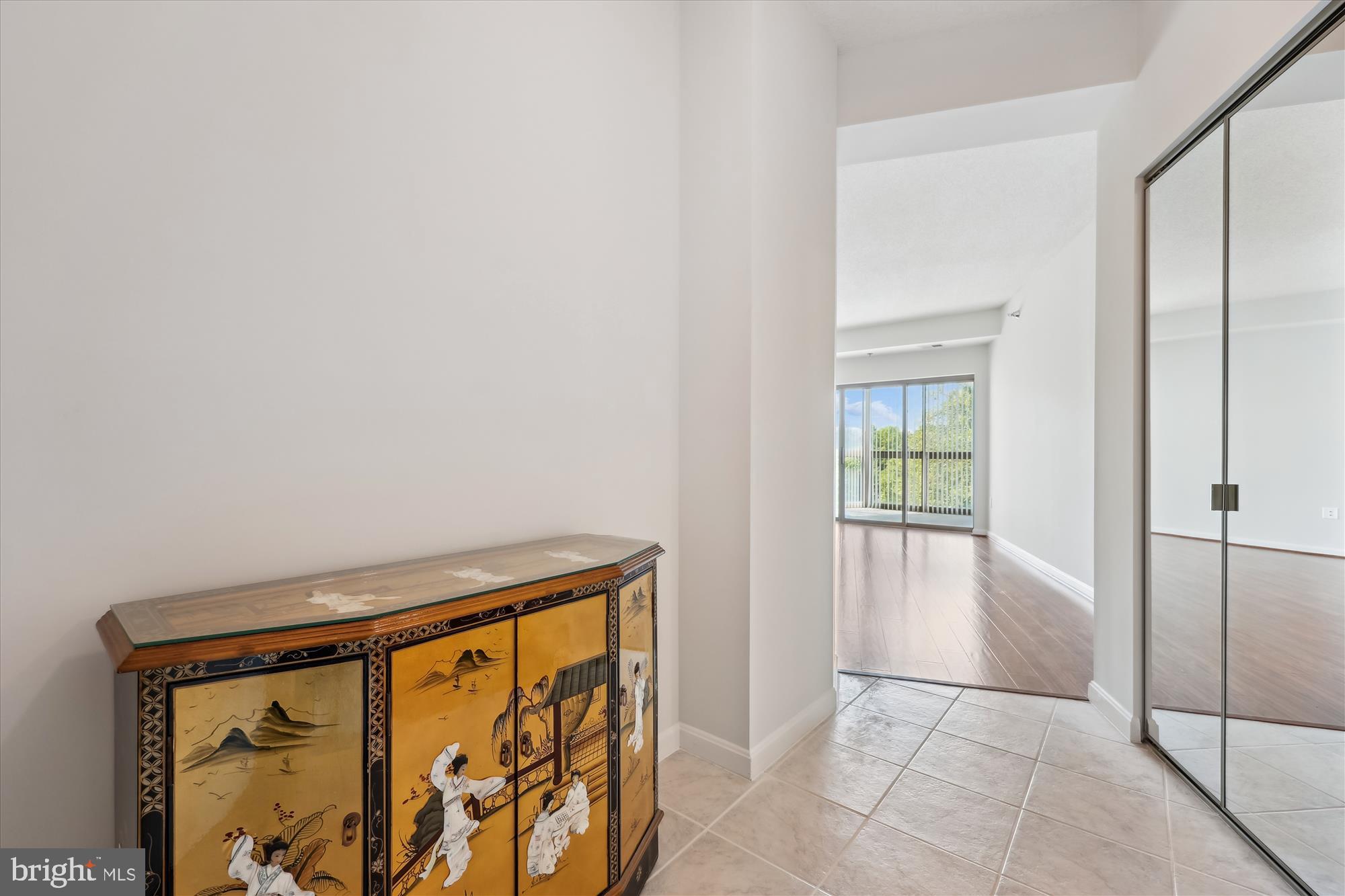 TURNBERRY COURTS AT LEIS - Residential