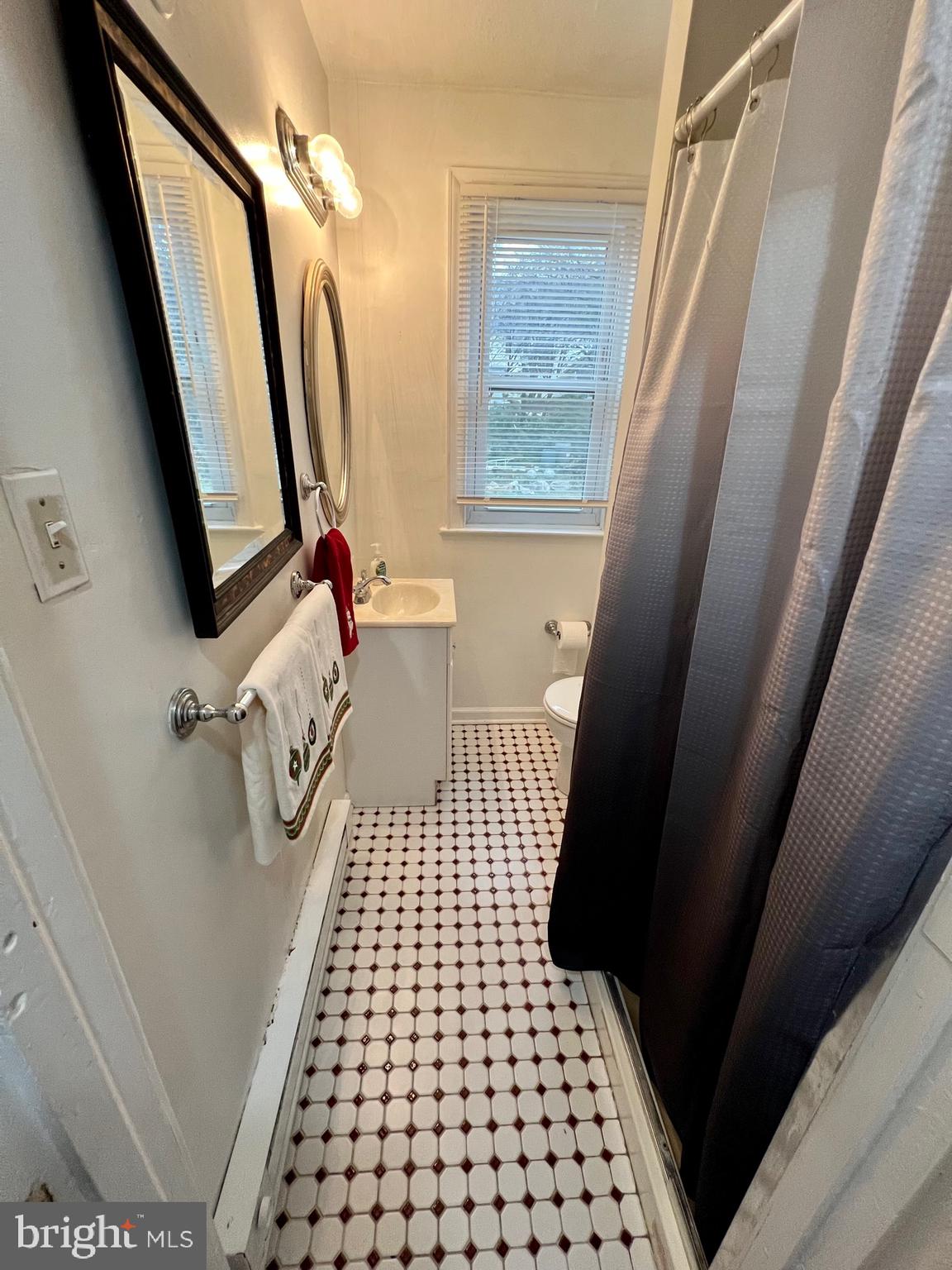 NORTH KENSINGTON - Residential Lease