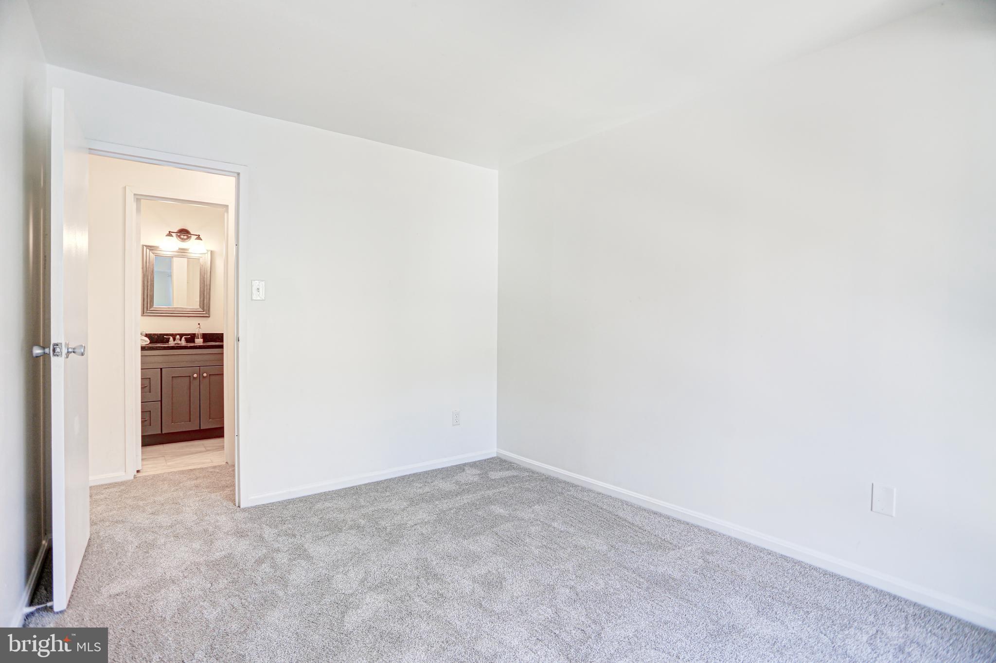 EDSALL BLUFF - Residential