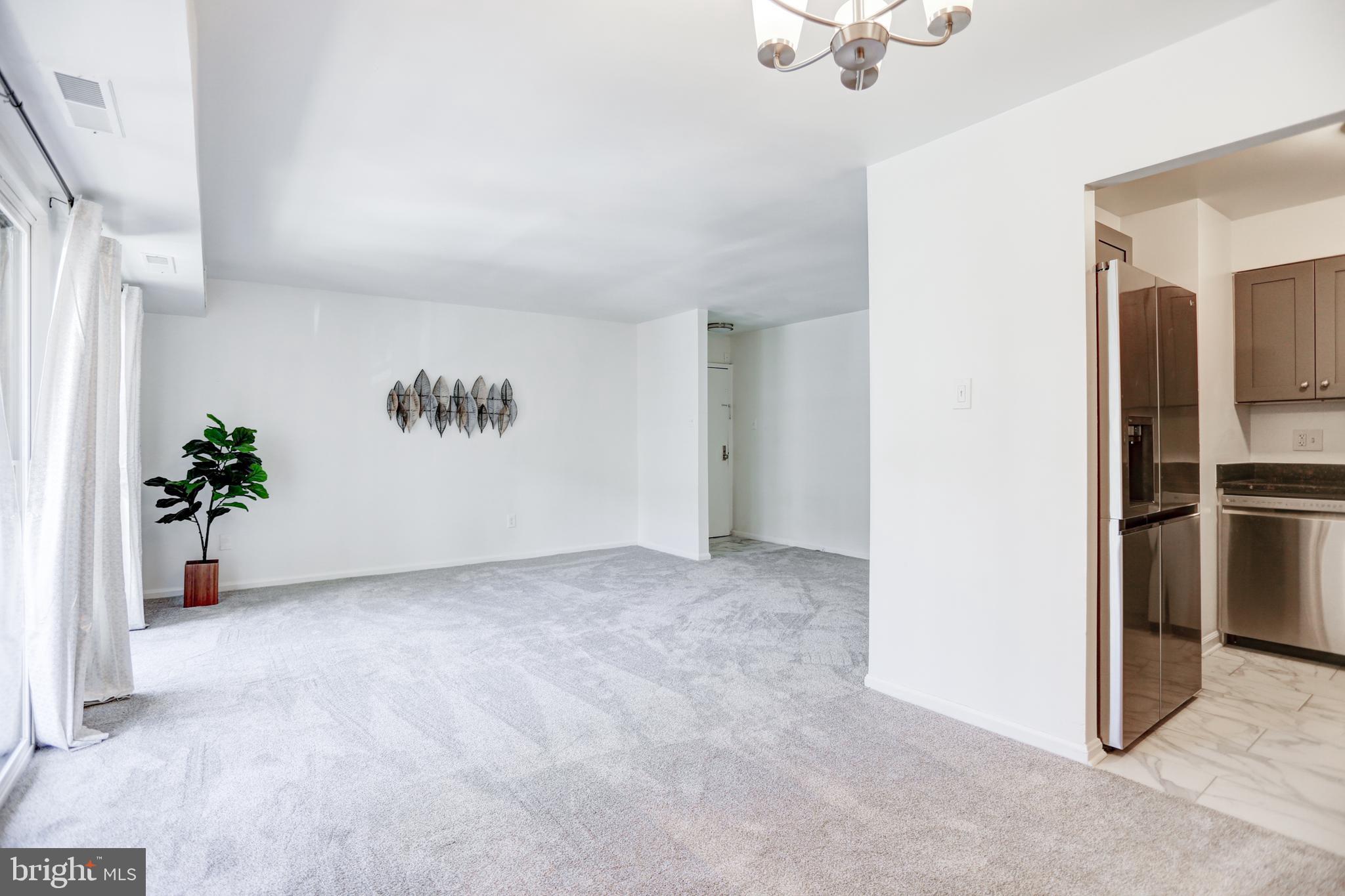 EDSALL BLUFF - Residential