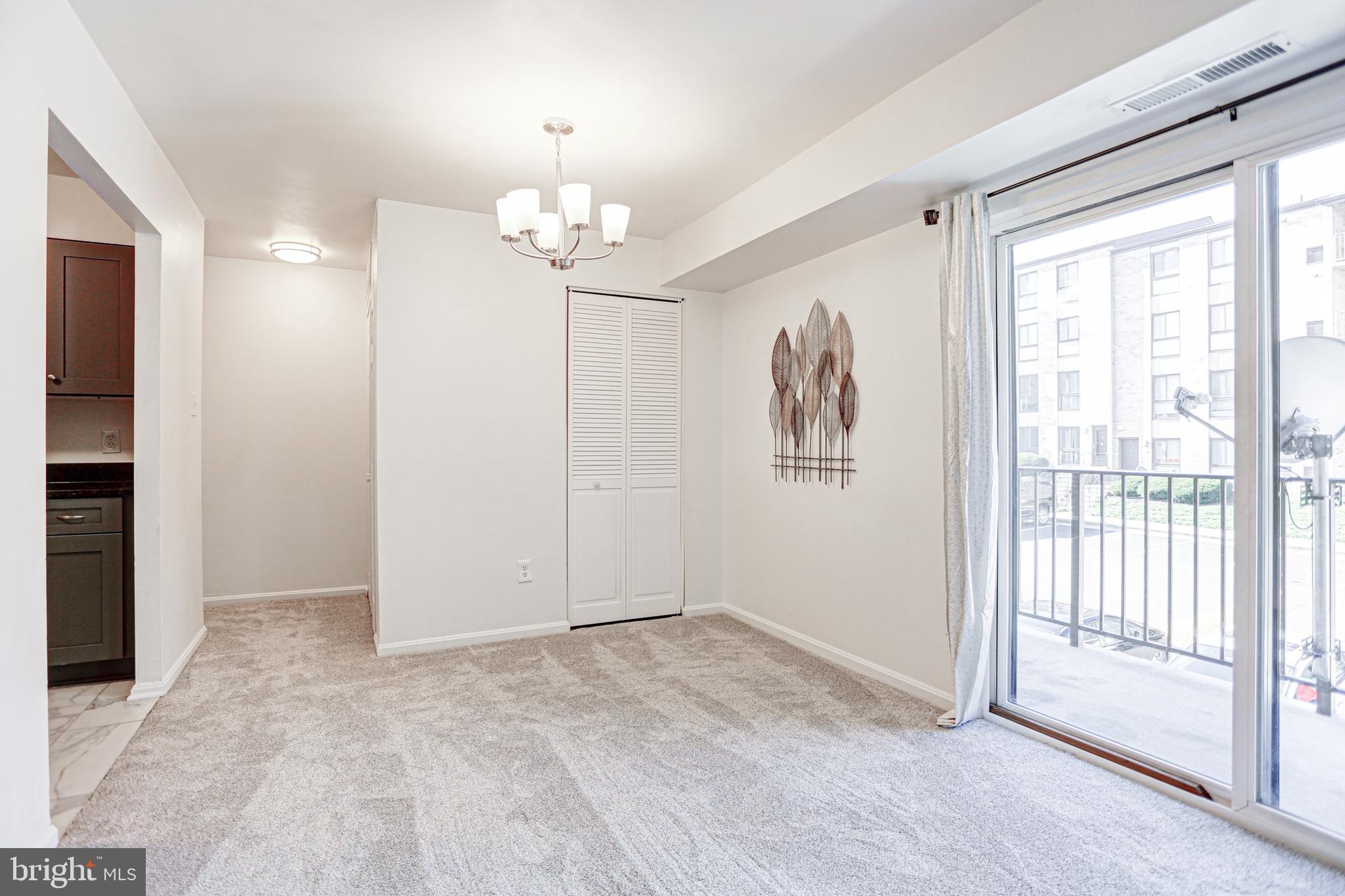 EDSALL BLUFF - Residential