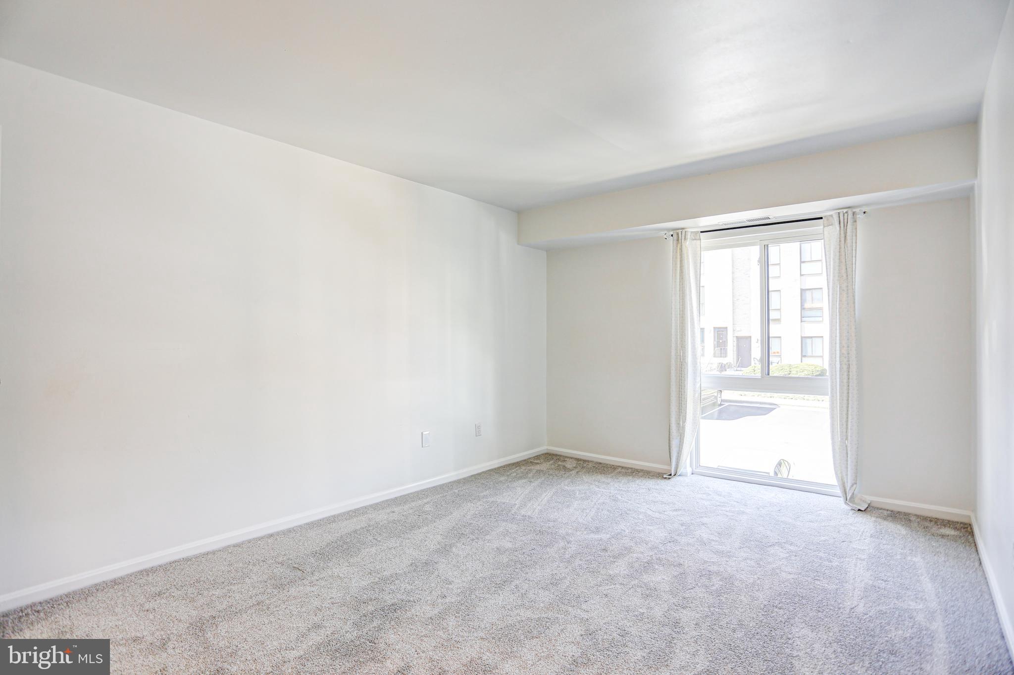 EDSALL BLUFF - Residential