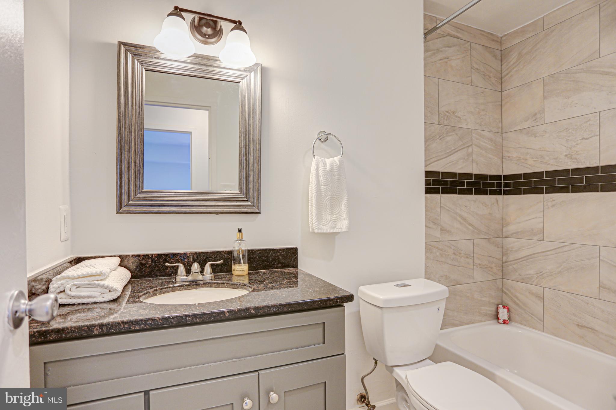 EDSALL BLUFF - Residential