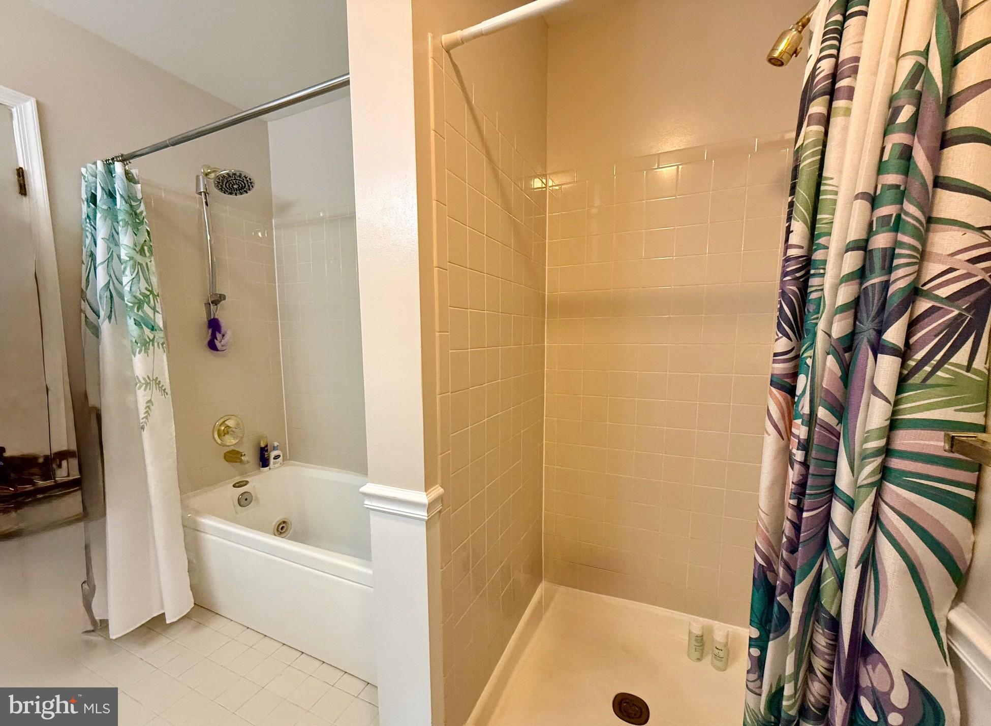 MILL CREEK CONDOMINIUMS - Residential