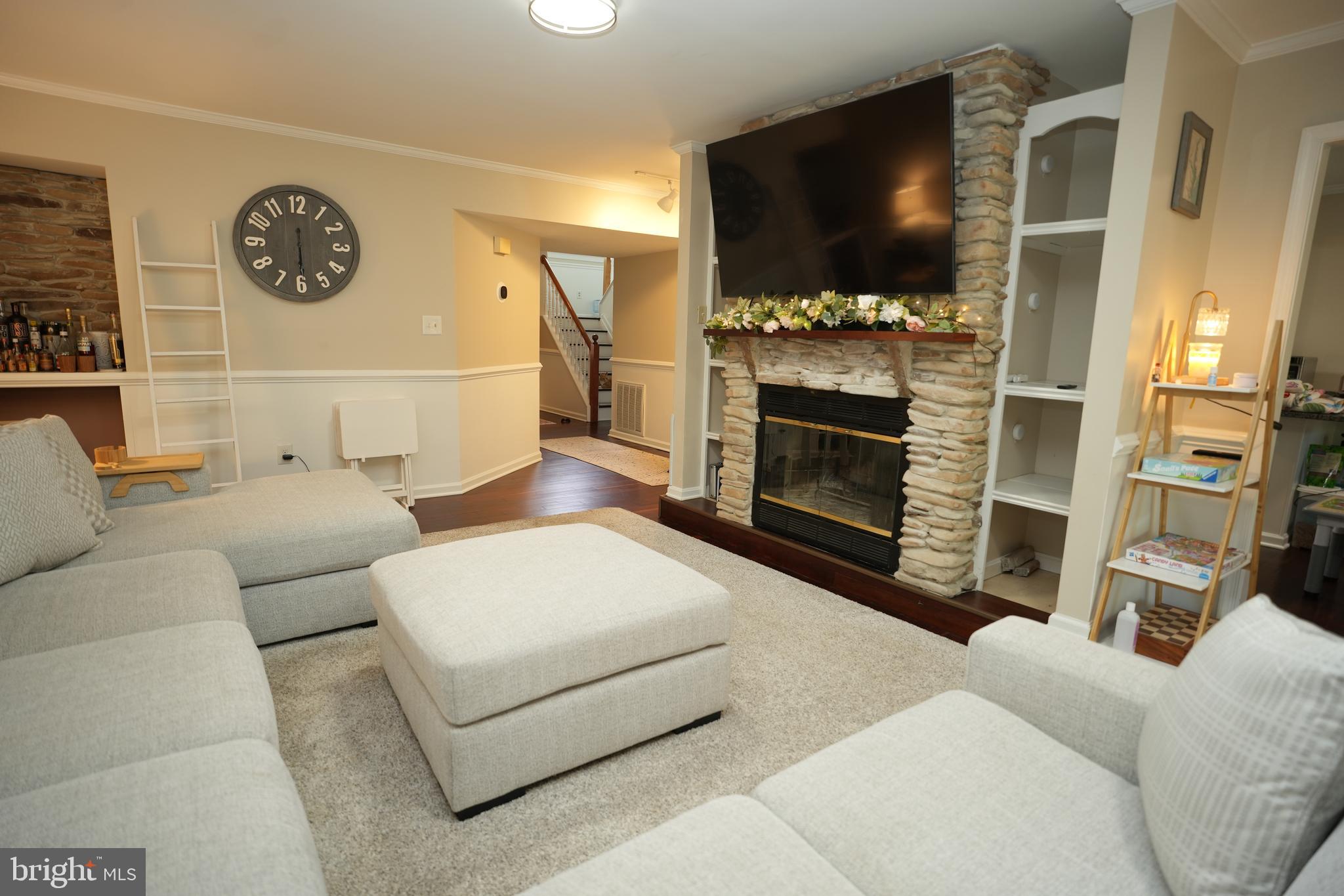 MILL CREEK CONDOMINIUMS - Residential