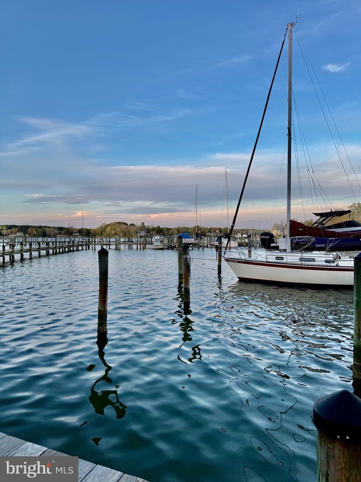 MILL CREEK CONDOMINIUMS - Residential