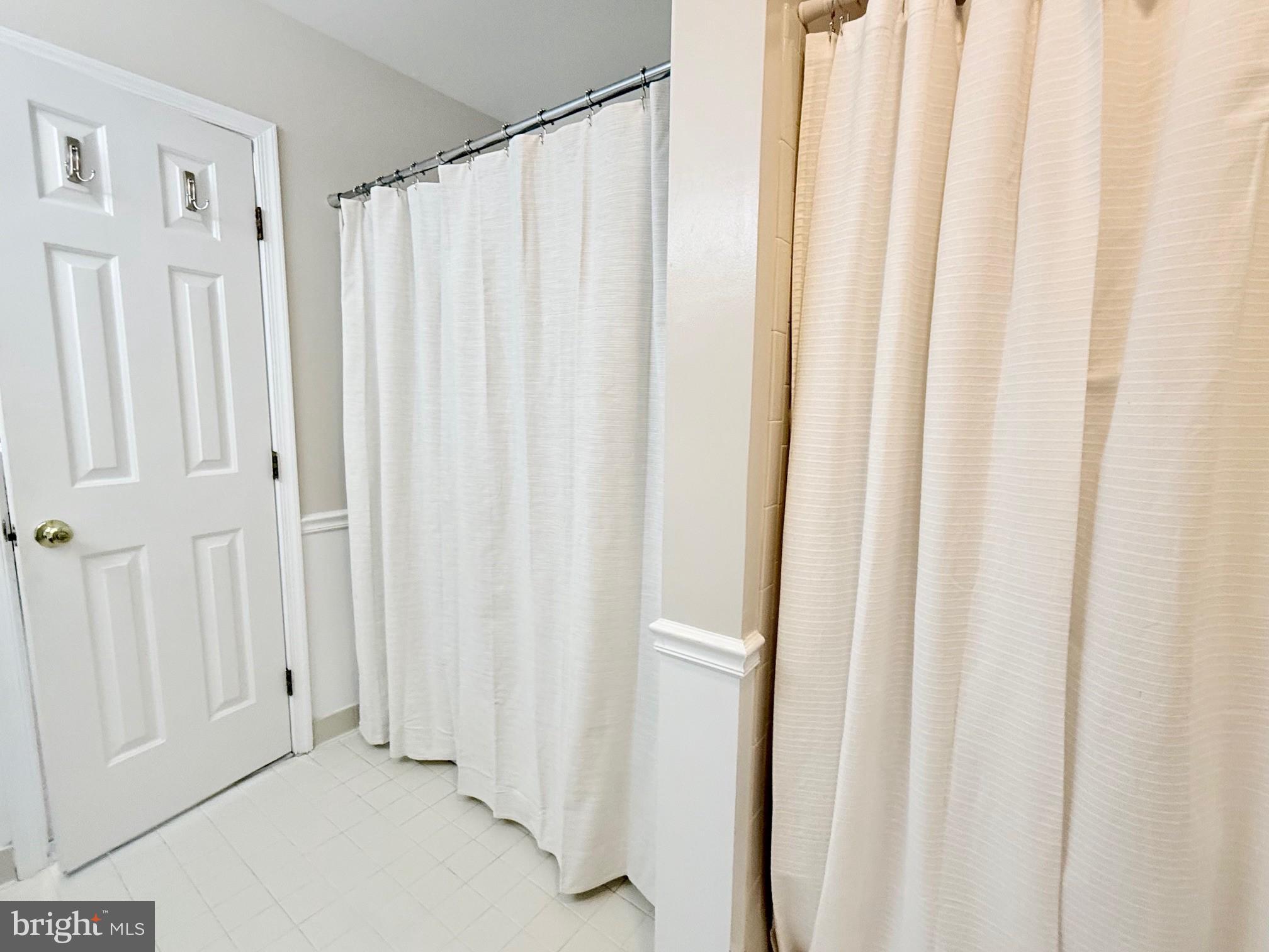 MILL CREEK CONDOMINIUMS - Residential