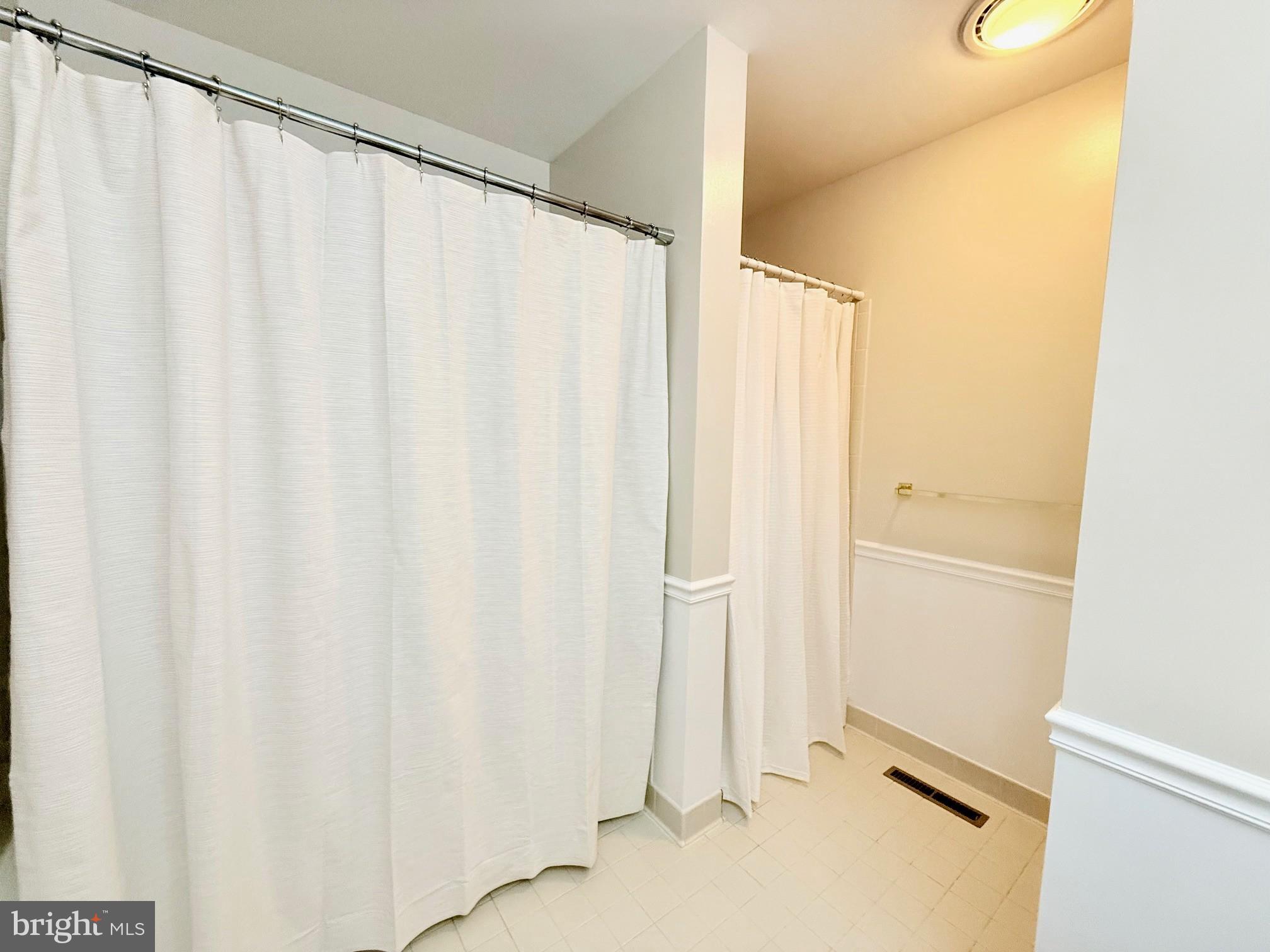 MILL CREEK CONDOMINIUMS - Residential