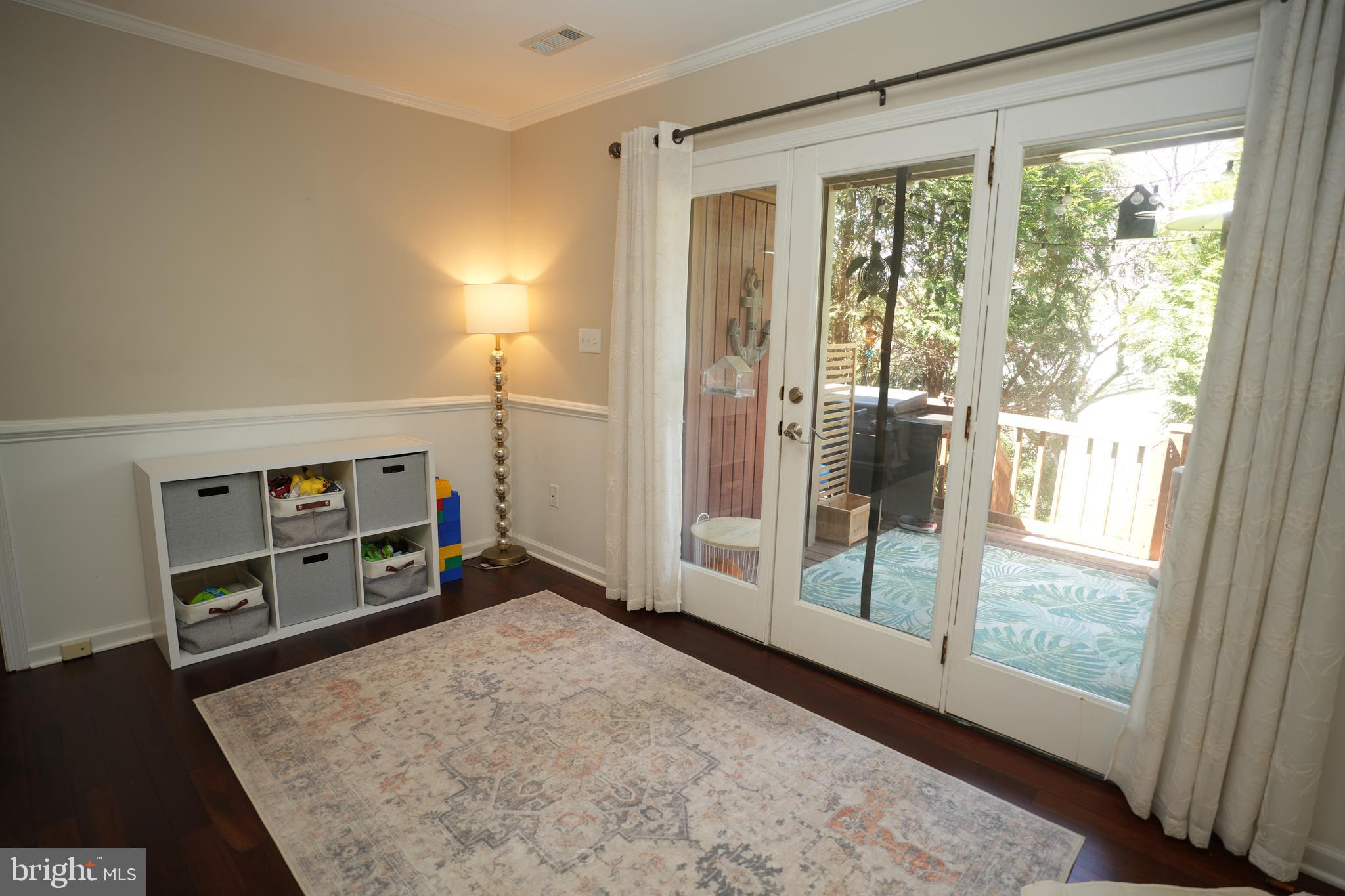 MILL CREEK CONDOMINIUMS - Residential