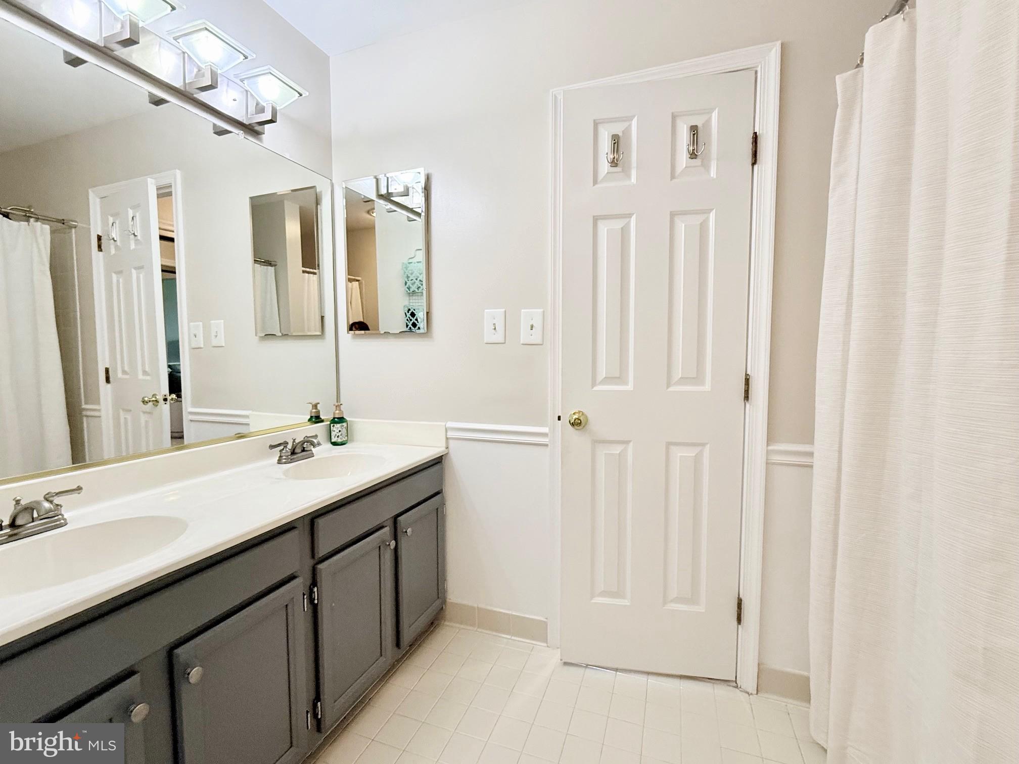 MILL CREEK CONDOMINIUMS - Residential