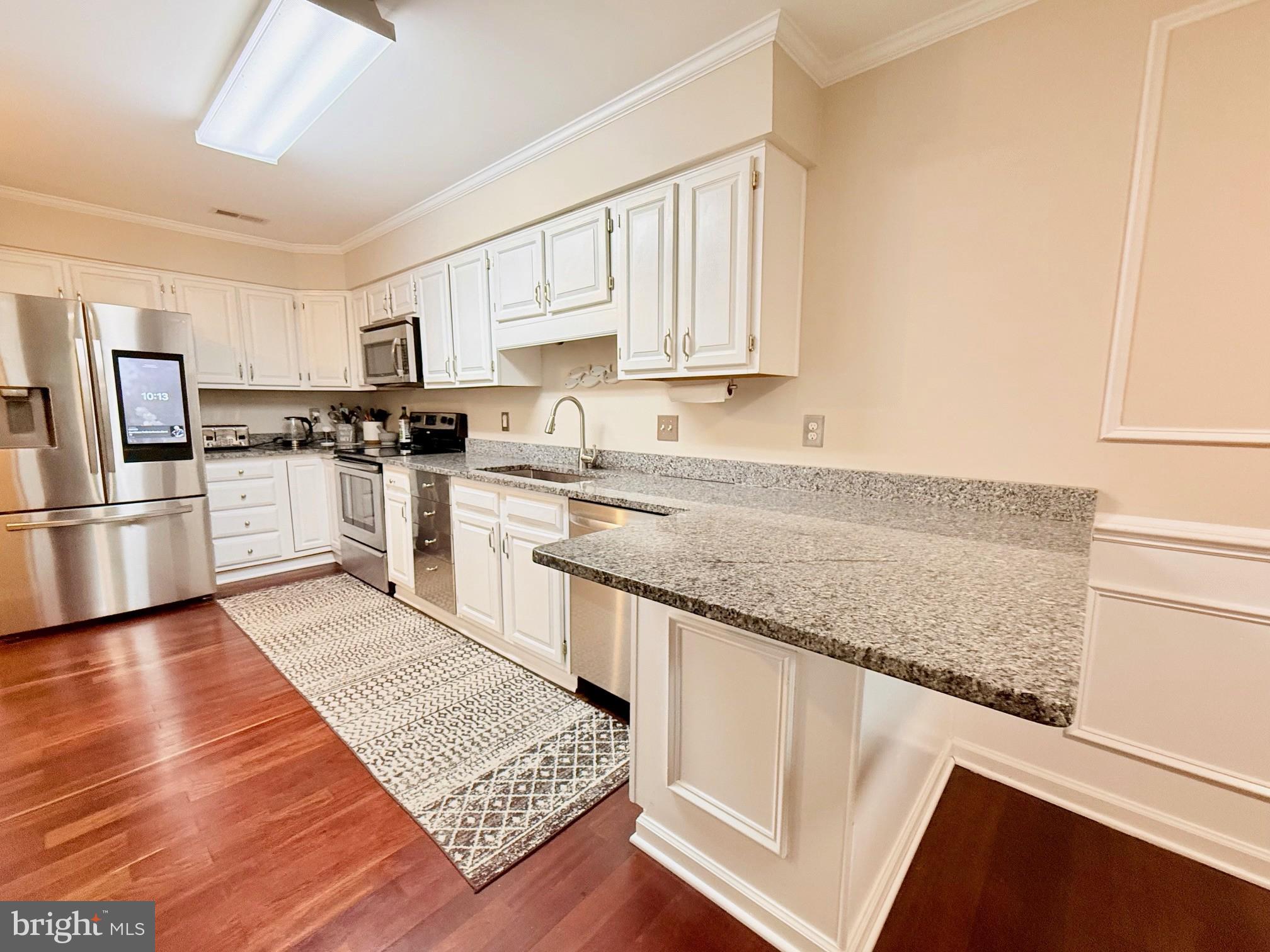 MILL CREEK CONDOMINIUMS - Residential