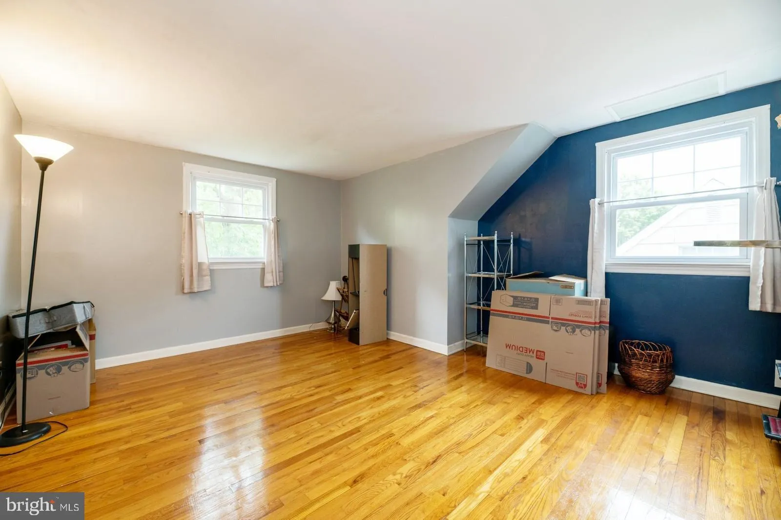 Hightstown, New Jersey 08520, United States, 3 Bedrooms Bedrooms, ,2 BathroomsBathrooms,Residential,Pending,131453