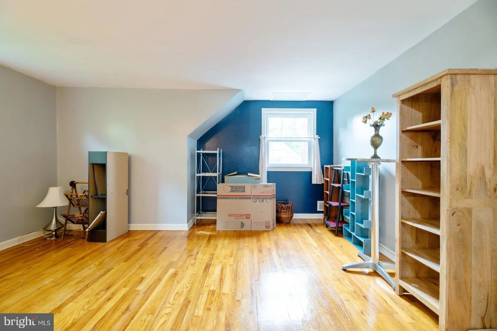 Hightstown, New Jersey 08520, United States, 3 Bedrooms Bedrooms, ,2 BathroomsBathrooms,Residential,Pending,131453