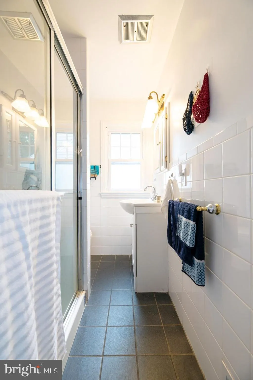 Hightstown, New Jersey 08520, United States, 3 Bedrooms Bedrooms, ,2 BathroomsBathrooms,Residential,Pending,131453