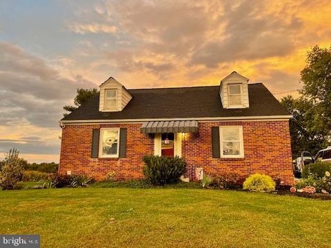 1709 JEFFERSON ROAD SPRING GROVE PA 17362