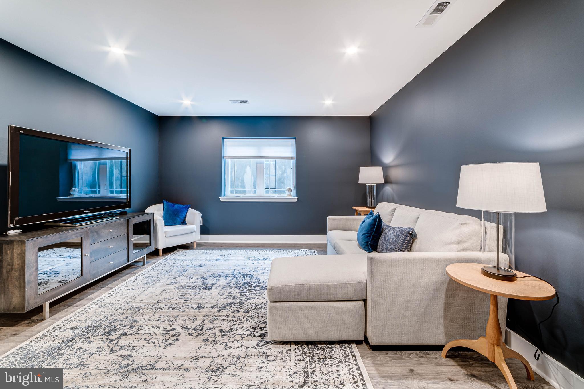 ROSEMONT - Residential