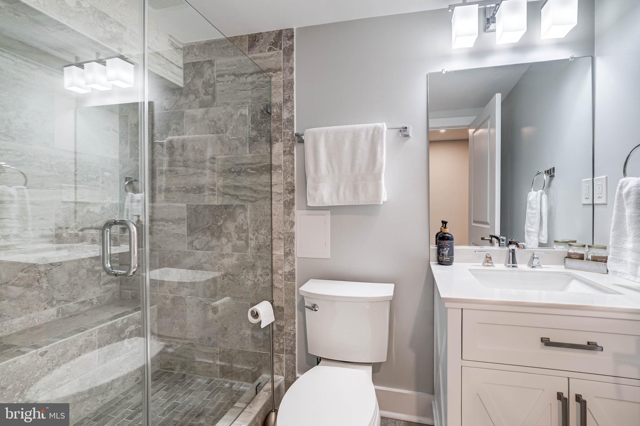 ROSEMONT - Residential