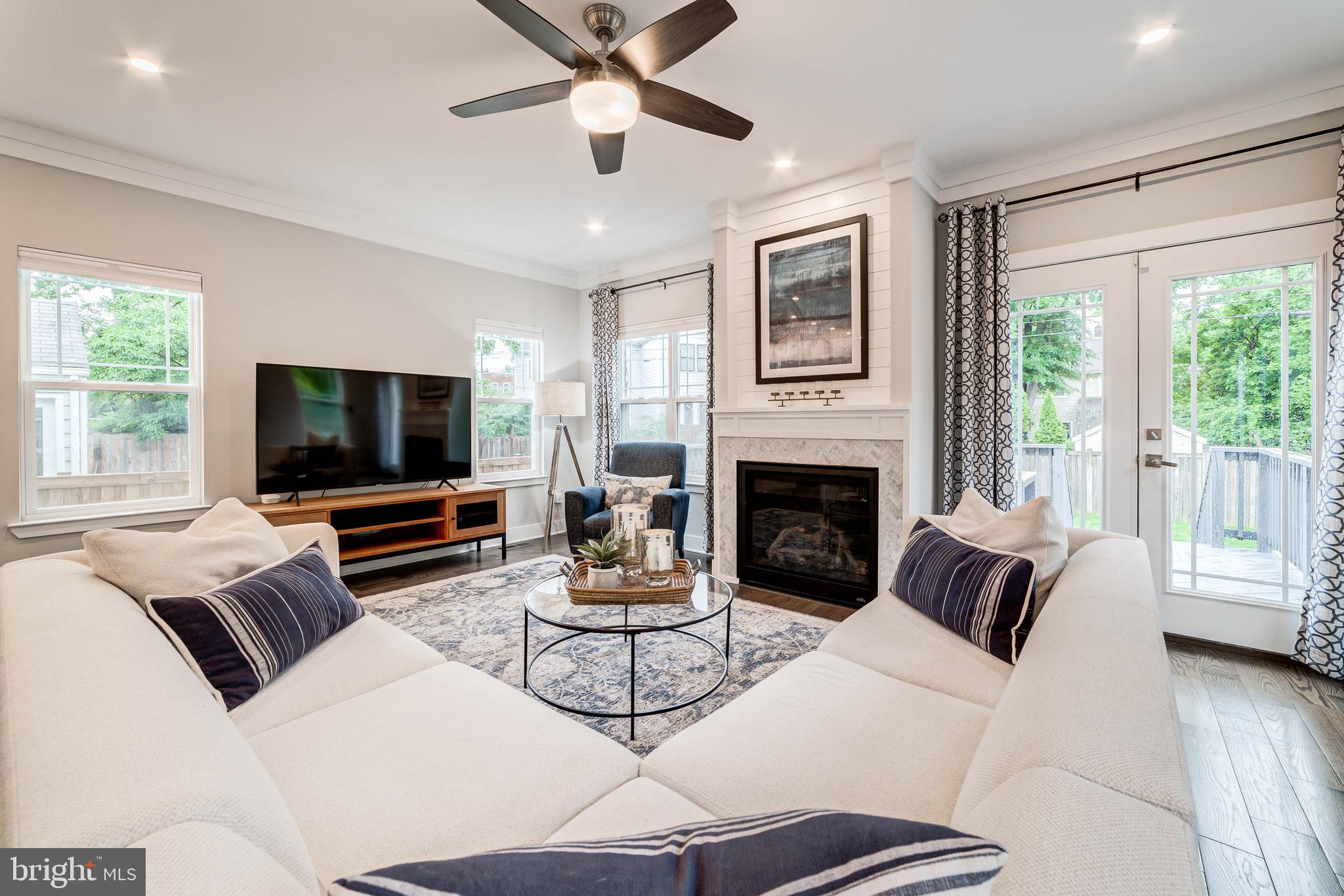 ROSEMONT - Residential