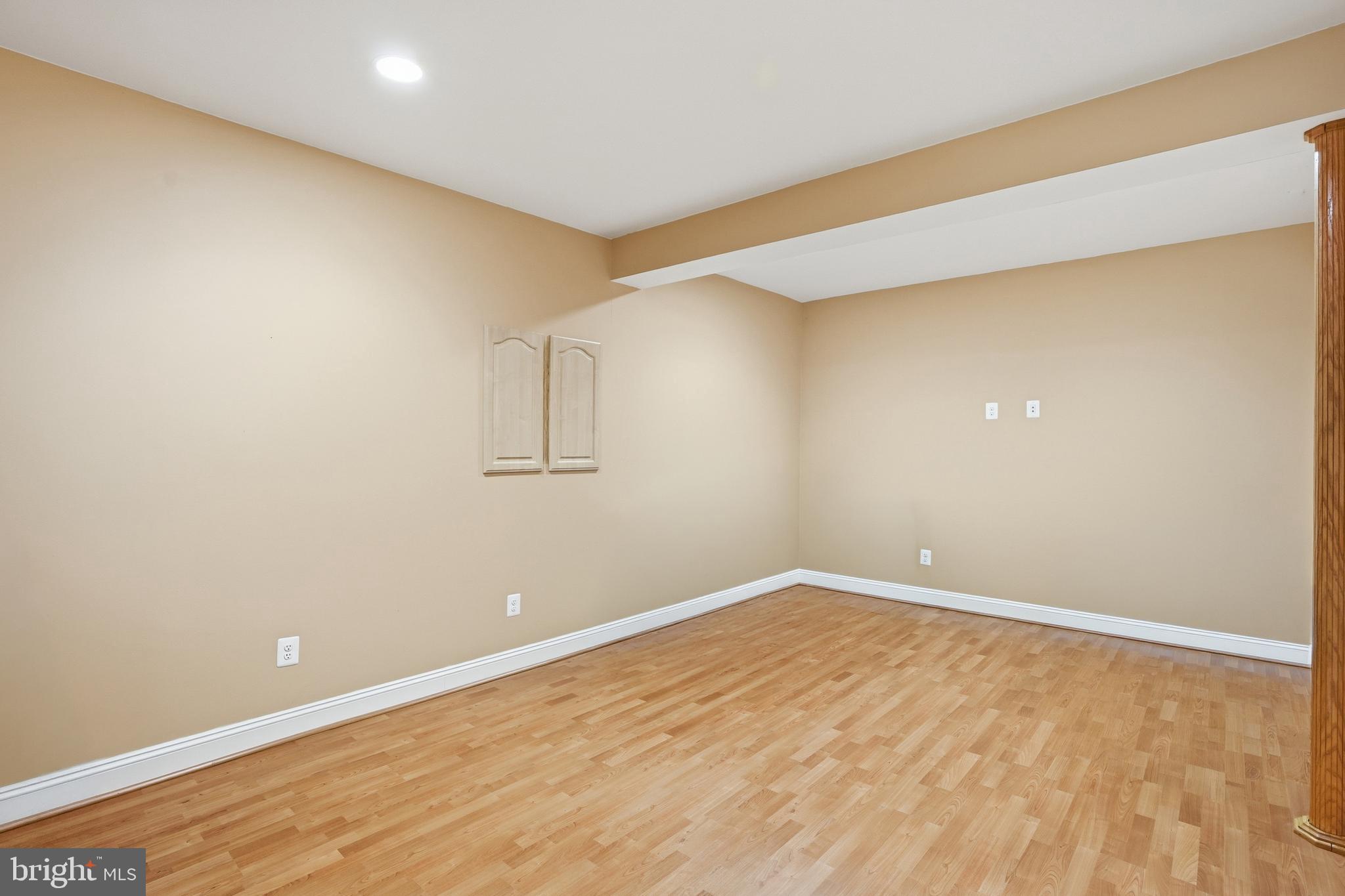 THE REGENTS AT LAKE MANASSAS - Residential