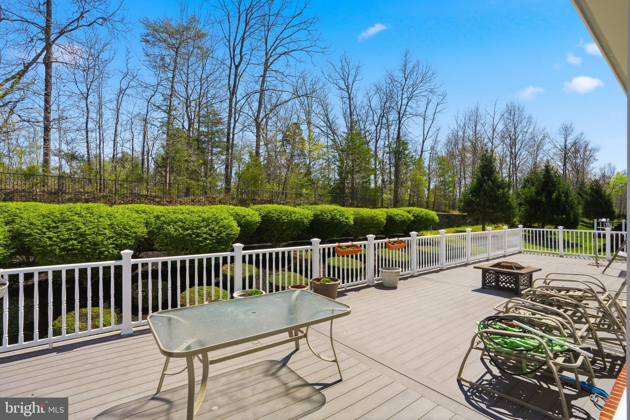 THE REGENTS AT LAKE MANASSAS - Residential