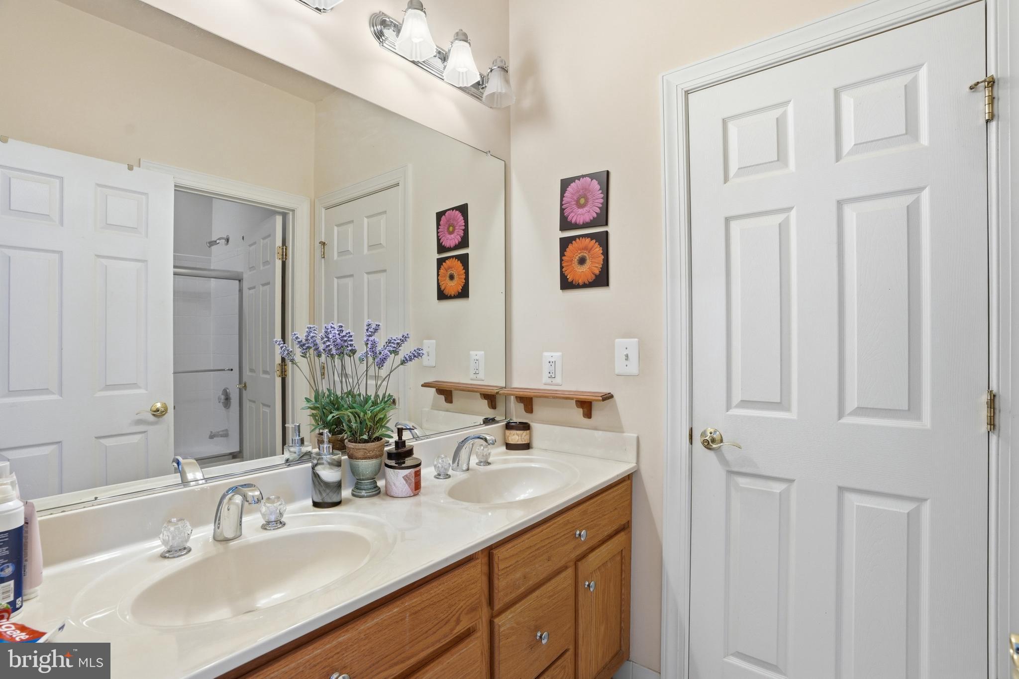 THE REGENTS AT LAKE MANASSAS - Residential