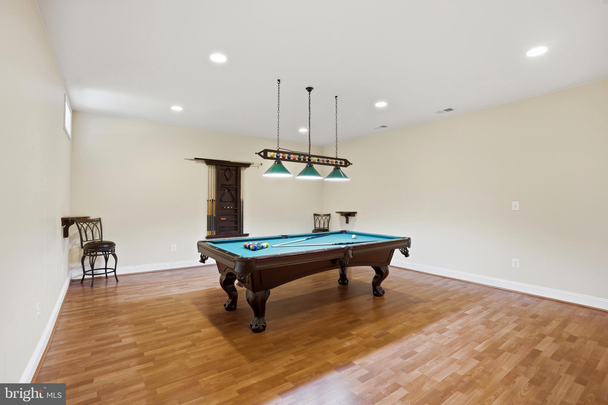 THE REGENTS AT LAKE MANASSAS - Residential