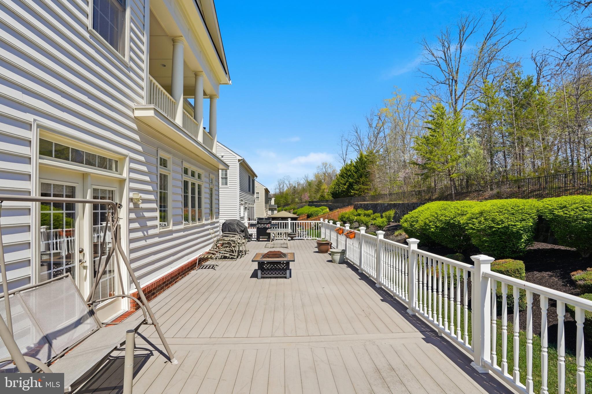 THE REGENTS AT LAKE MANASSAS - Residential