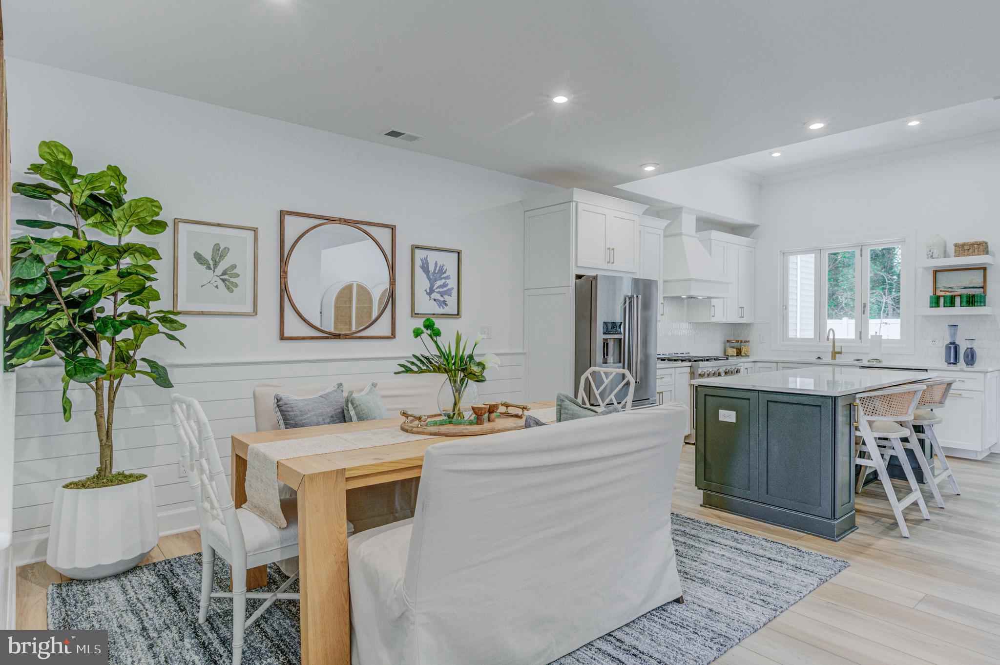 CATTAIL VILLAS - Residential