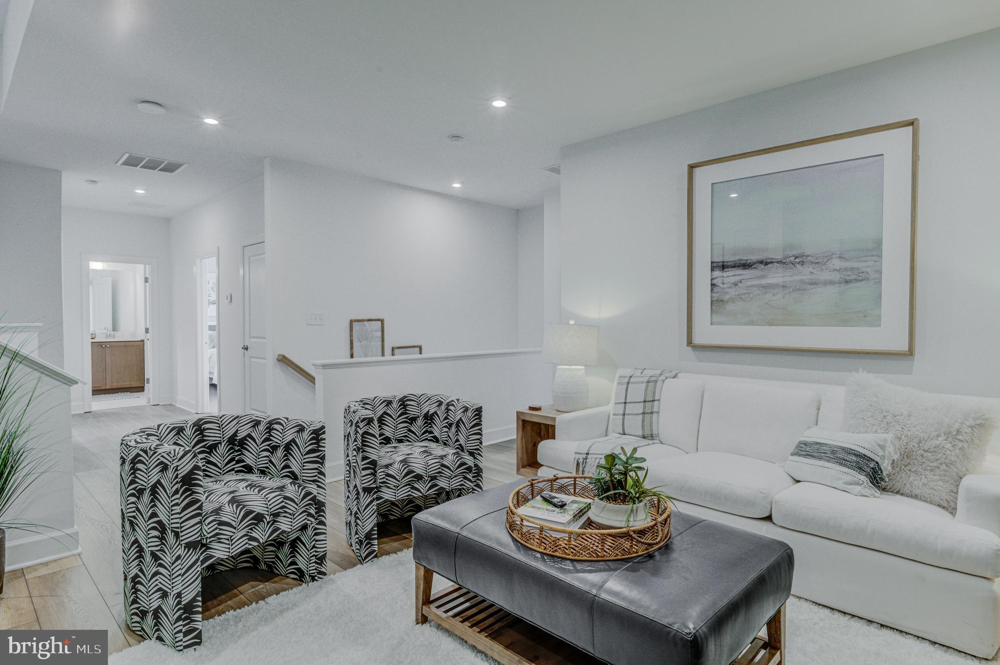 CATTAIL VILLAS - Residential