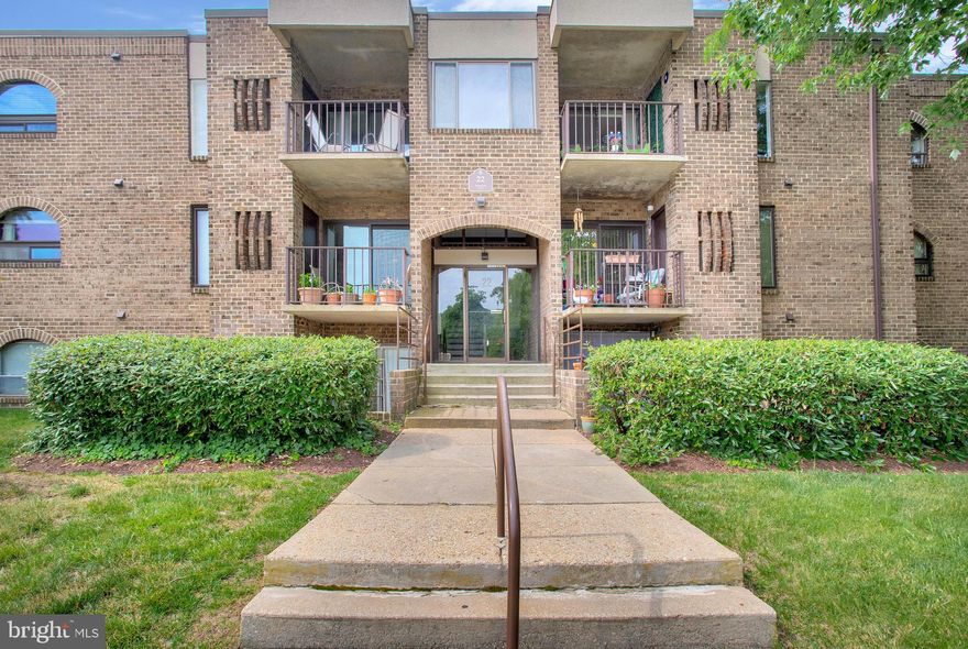 Updated mid-level Condo in Fairwinds of Annapolis. Close to downtown Annapolis. Walking distance to Quiet Waters Park and restaurants. Easy commute to DC and Baltimore. Easy access to Rt 50/RT 97/495. Close to mall and stores. Quiet setting where you can enjoy peace and quiet on the balcony overlooking the pool area. Recent upgrades include: All new custom Kitchen with modern cabinets, countertops and appliances. New washer/dryer. New windows and various other upgrades throughout. Agents: Check Docs section for HUD.gov approval status / approved.
