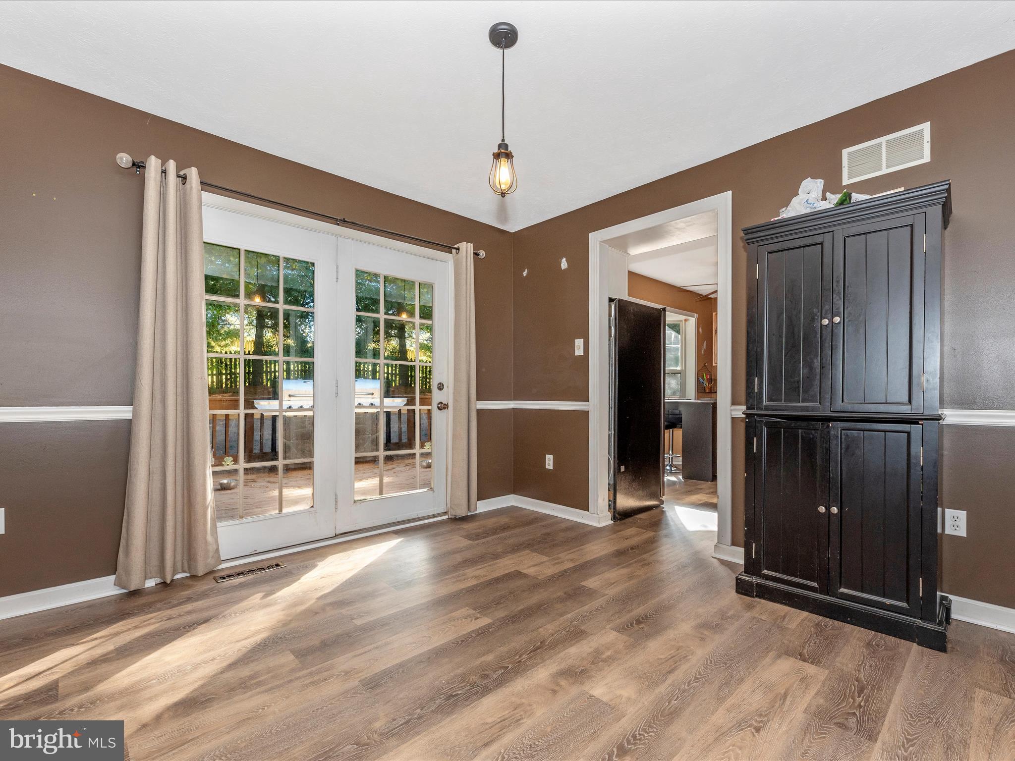 FURNACE HILLS - Residential