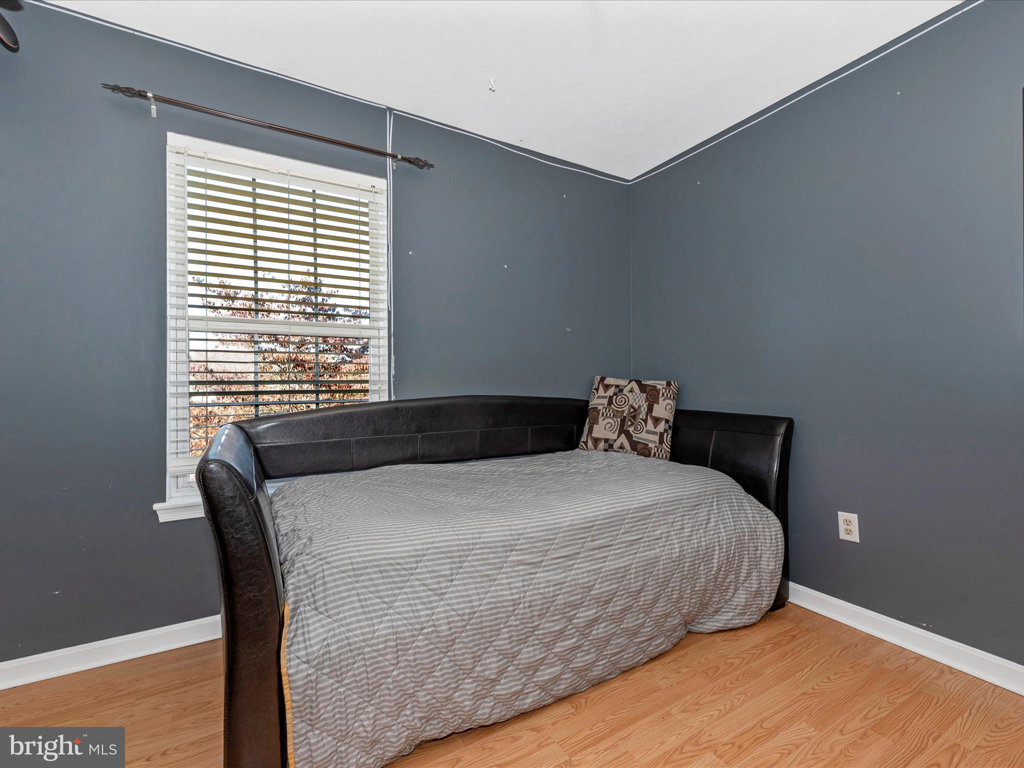 FURNACE HILLS - Residential