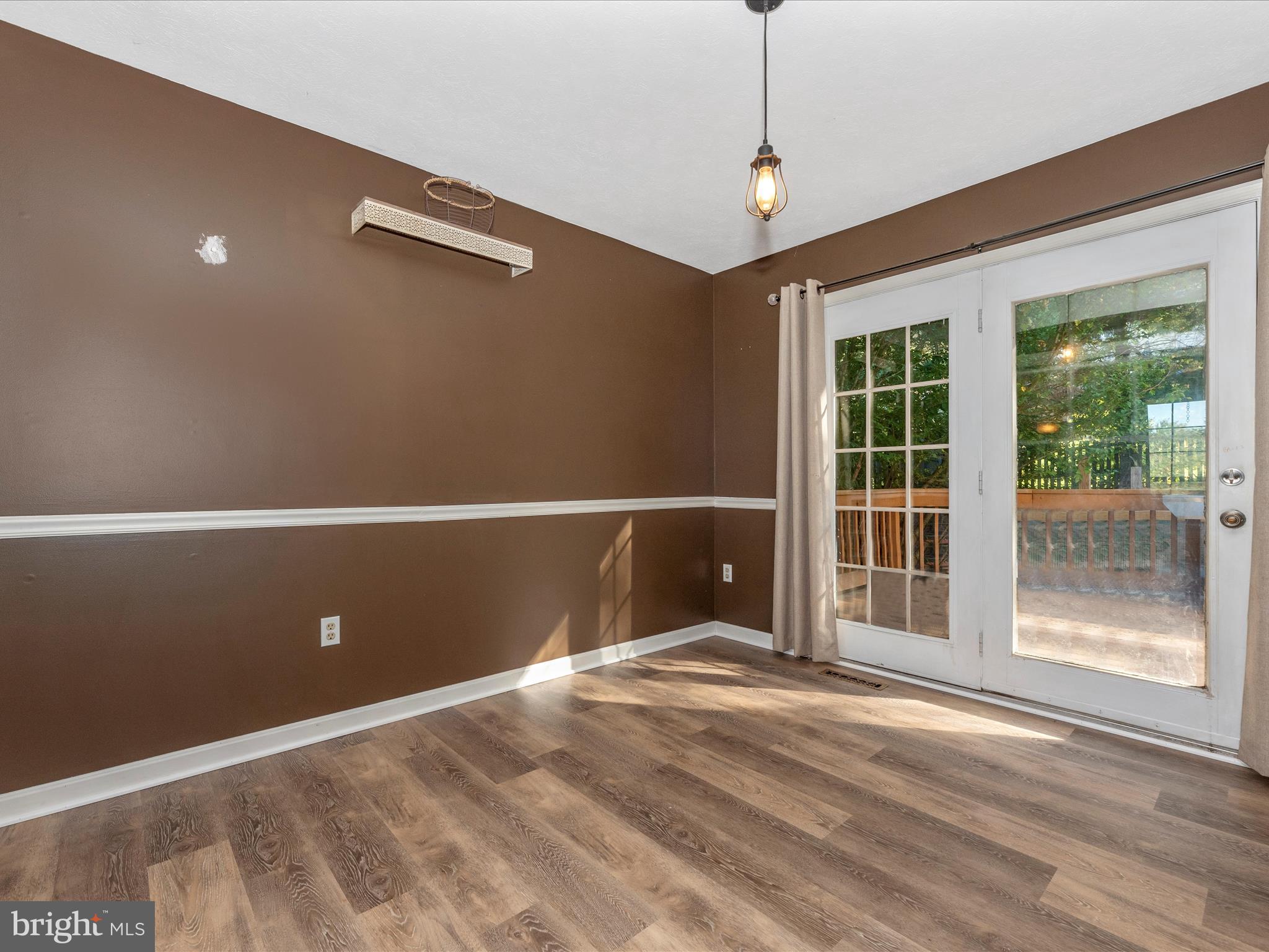 FURNACE HILLS - Residential