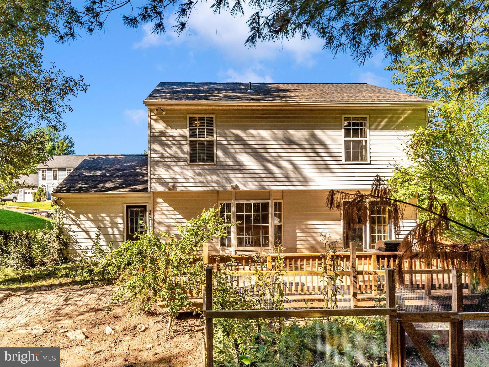 FURNACE HILLS - Residential