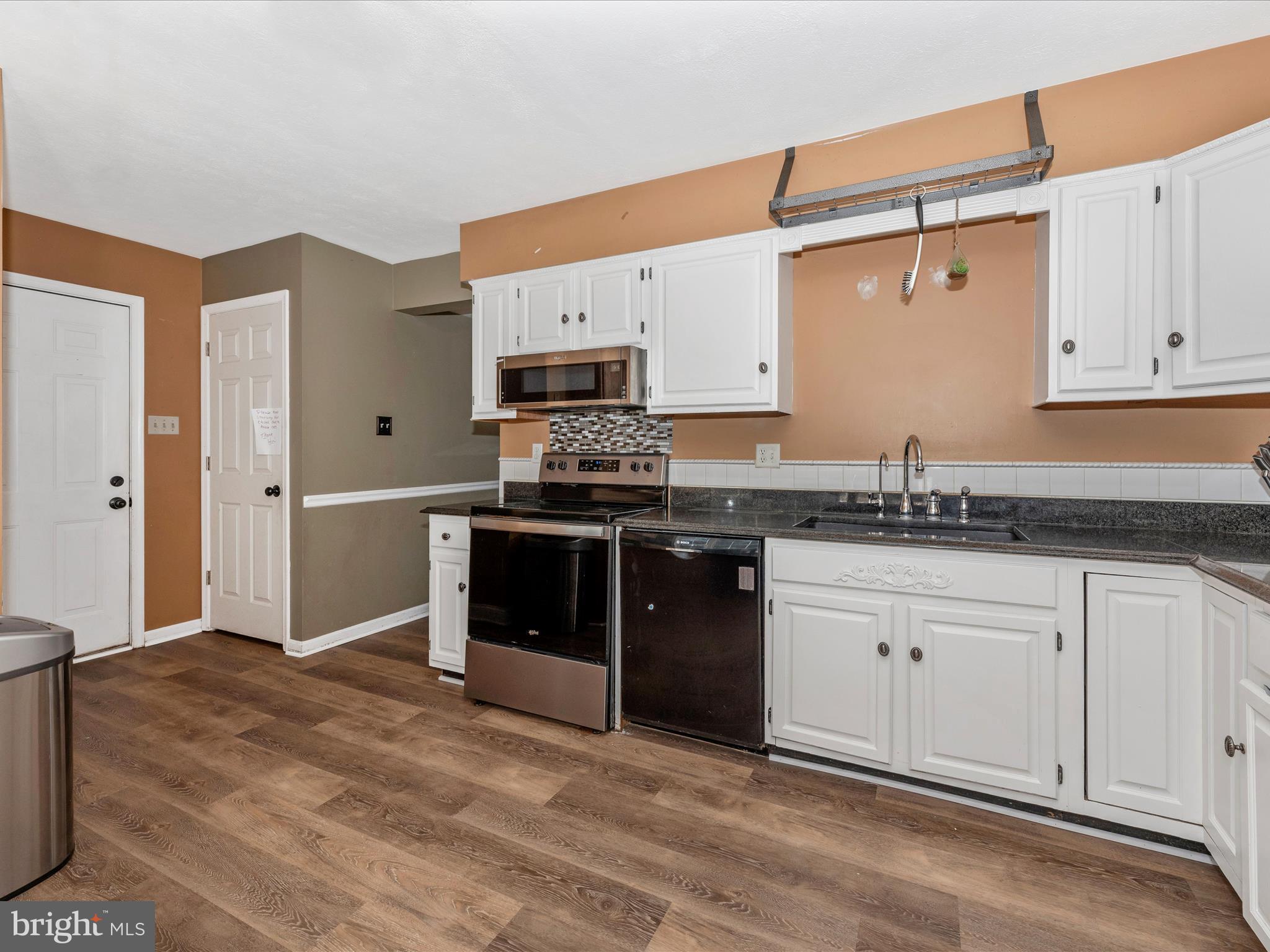 FURNACE HILLS - Residential