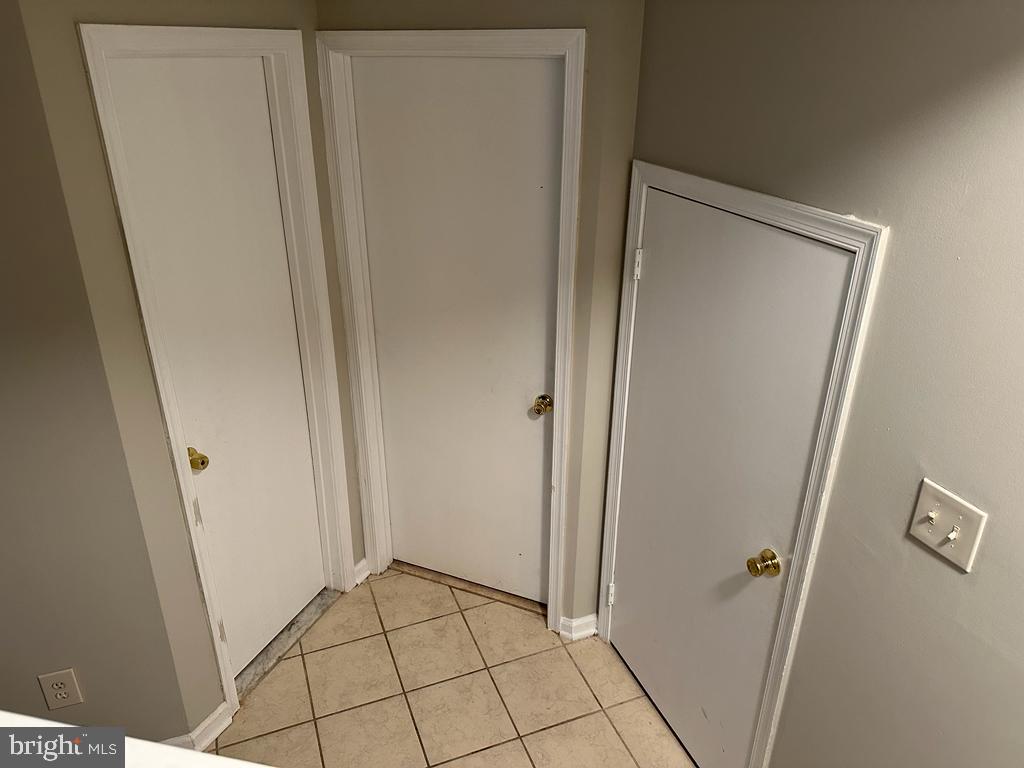 WAYSIDE VILLAGE - Residential