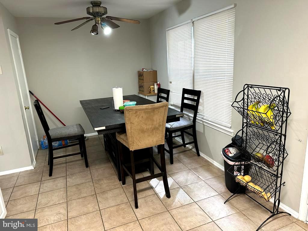 WAYSIDE VILLAGE - Residential